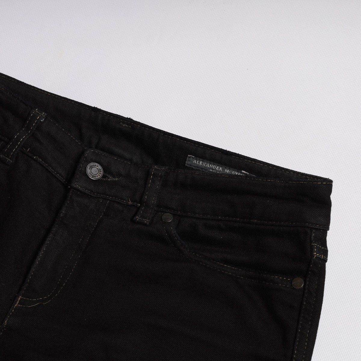 Alexander McQueen Alexander McQueen Jeans Denim Pants Size 28" / US 6 / IT 42 - 6 Thumbnail