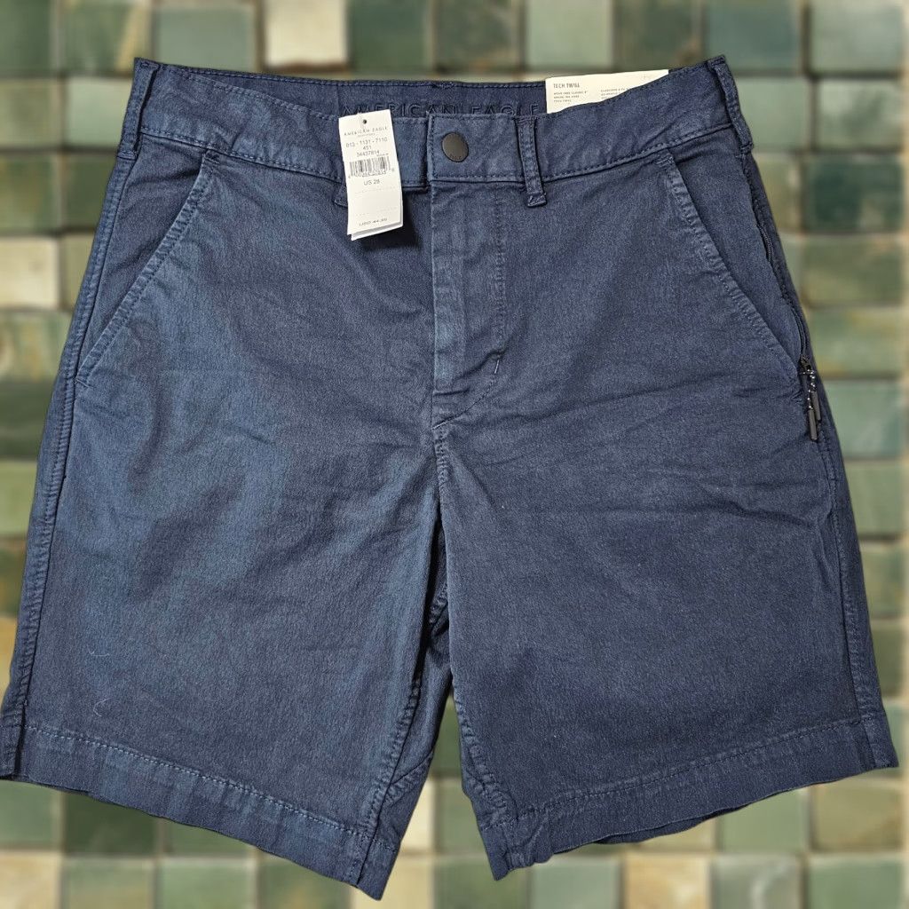 American Eagle Outfitters American Eagle Tech Twill Stretch Khaki Chino Shorts Navy 8" Ins Mens 28 NWT Size US 28 / EU 44 - 1 Thumbnail