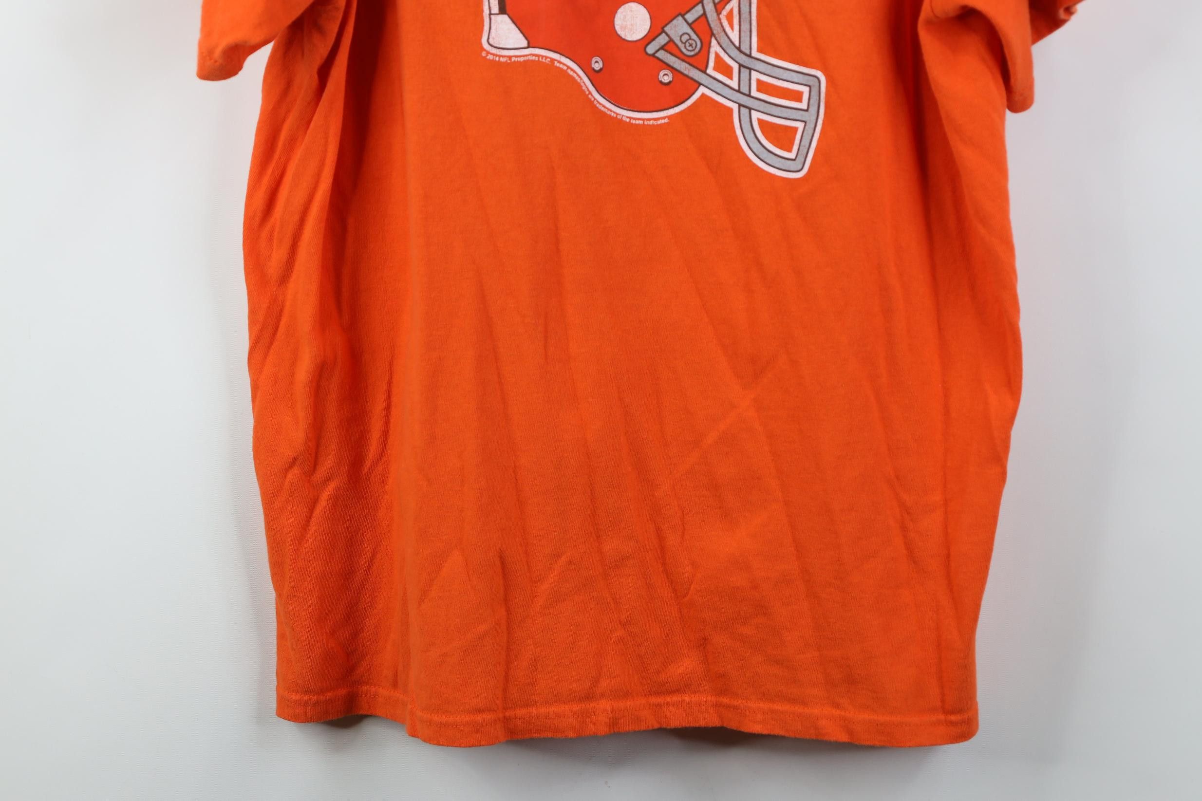 Vintage Retro Y2K NFL Cleveland Football T-Shirt Orange Cotton Size US XL / EU 56 / 4 - 3 Thumbnail