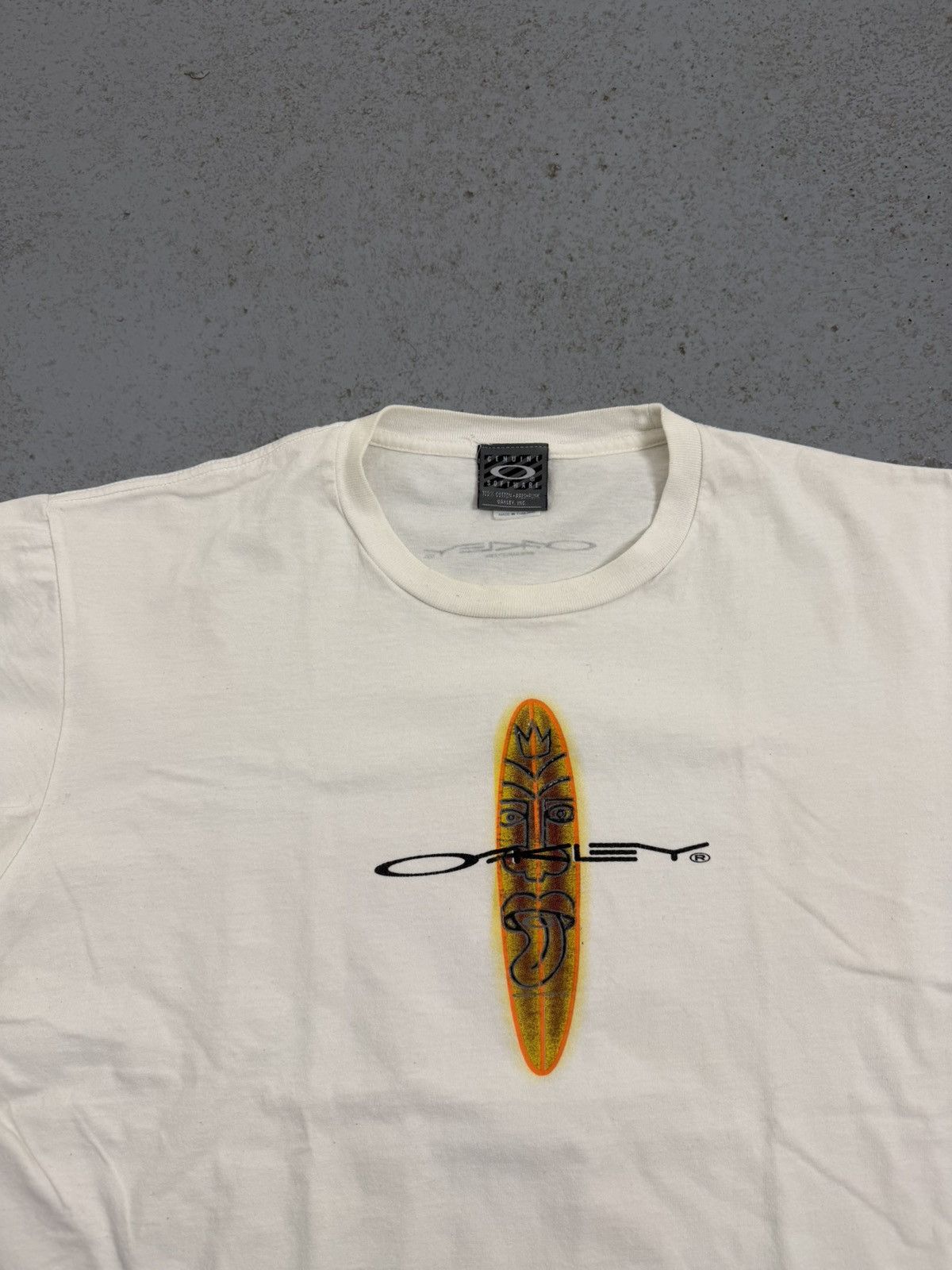 Oakley Vintage 00s Oakley Soft Shell Surf T-Shirt Size US XL / EU 56 / 4 - 4 Thumbnail