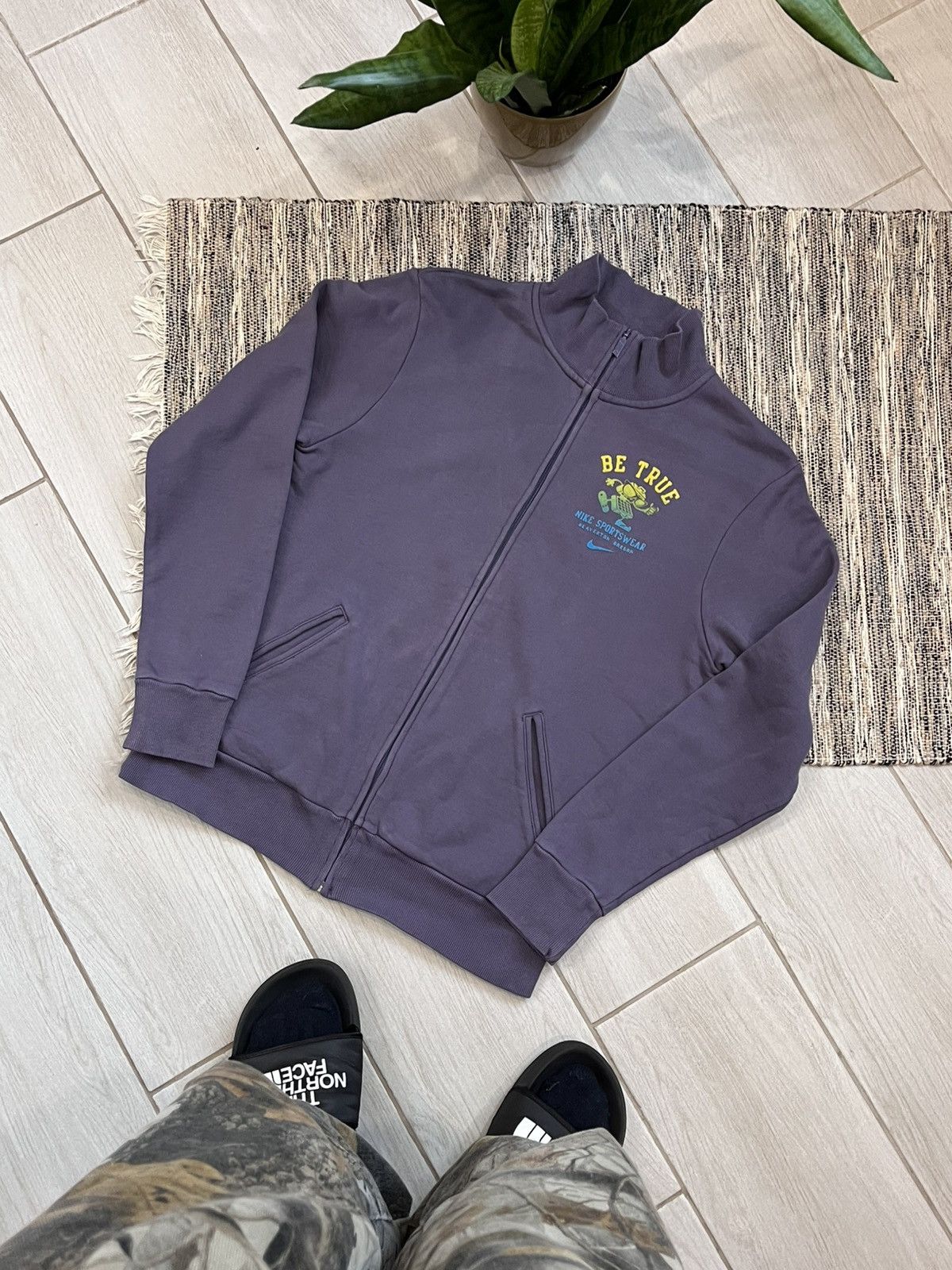 Nike × Vintage Vintage Nike zip Sweatshirt purple minimalistic sportswear Size US XL / EU 56 / 4 - 1 Thumbnail