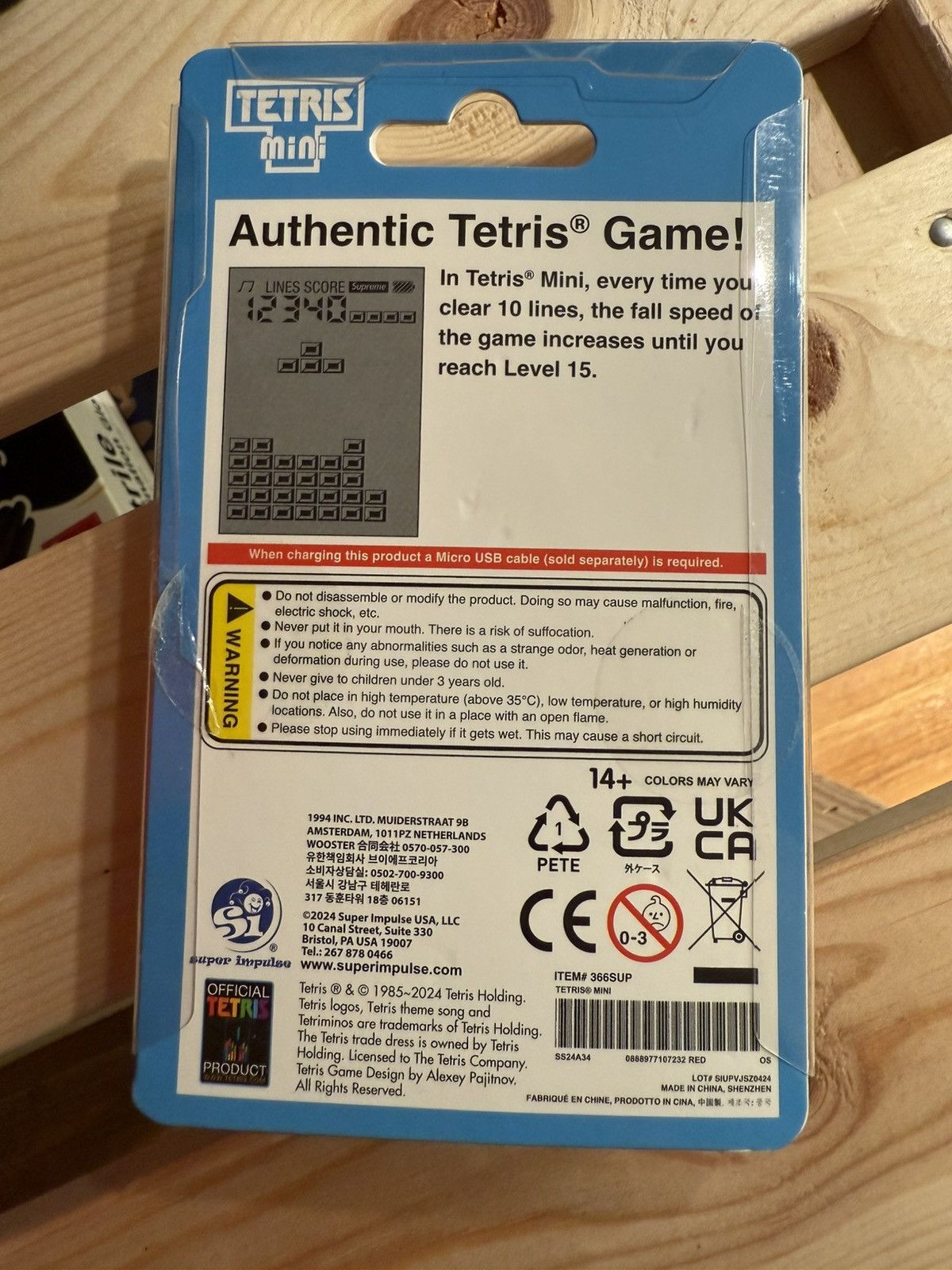 Supreme Supreme Tetris Mini Clear Handheld Game Keychain Color Red Size ONE SIZE - 2 Thumbnail