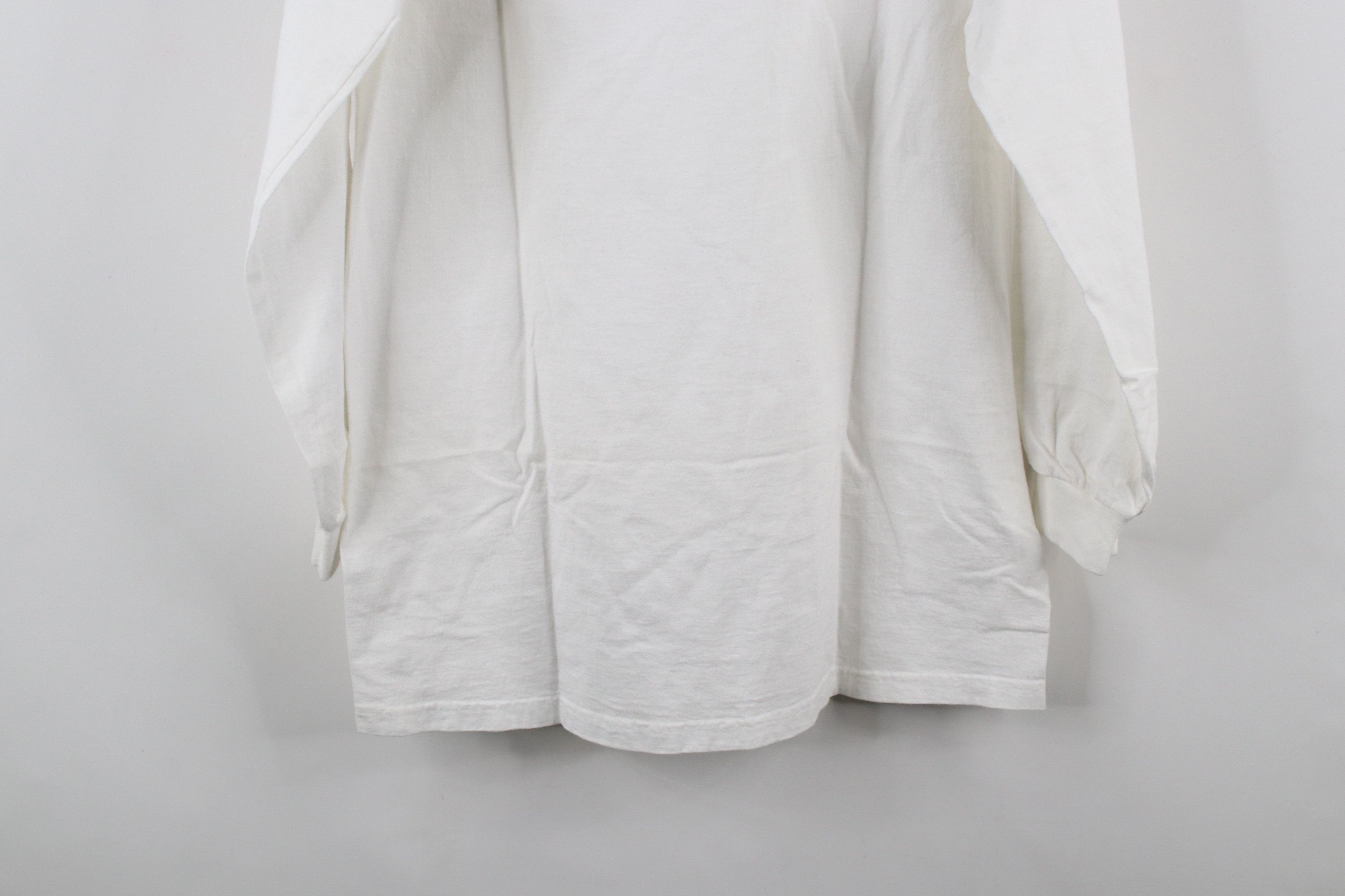 Vintage Vintage 90s University of Michigan Turtleneck T-Shirt White Size US L / EU 52-54 / 3 - 11 Thumbnail