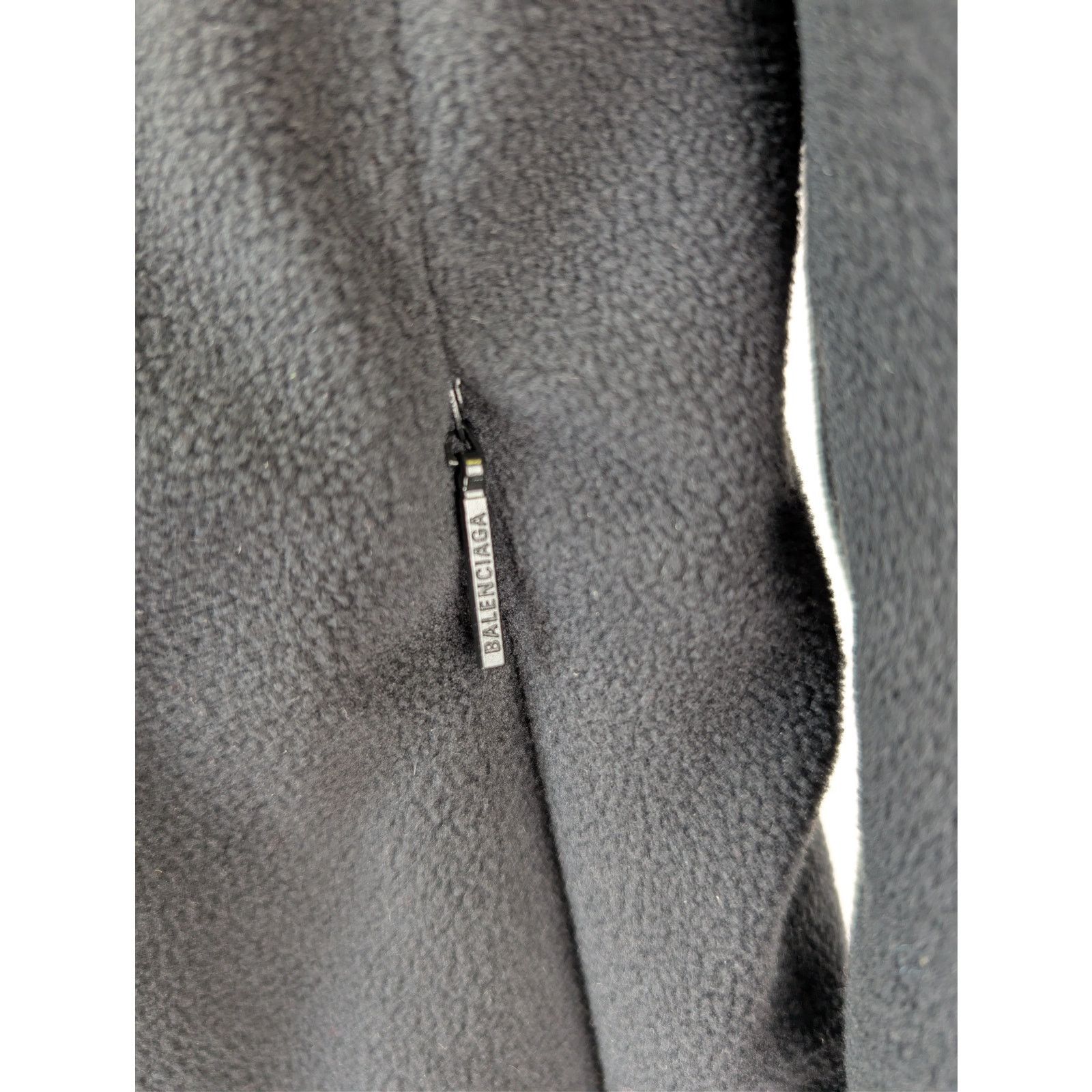 Balenciaga o1rshd1 Zip-Up Jacket in Black Size US L / EU 52-54 / 3 - 7 Thumbnail