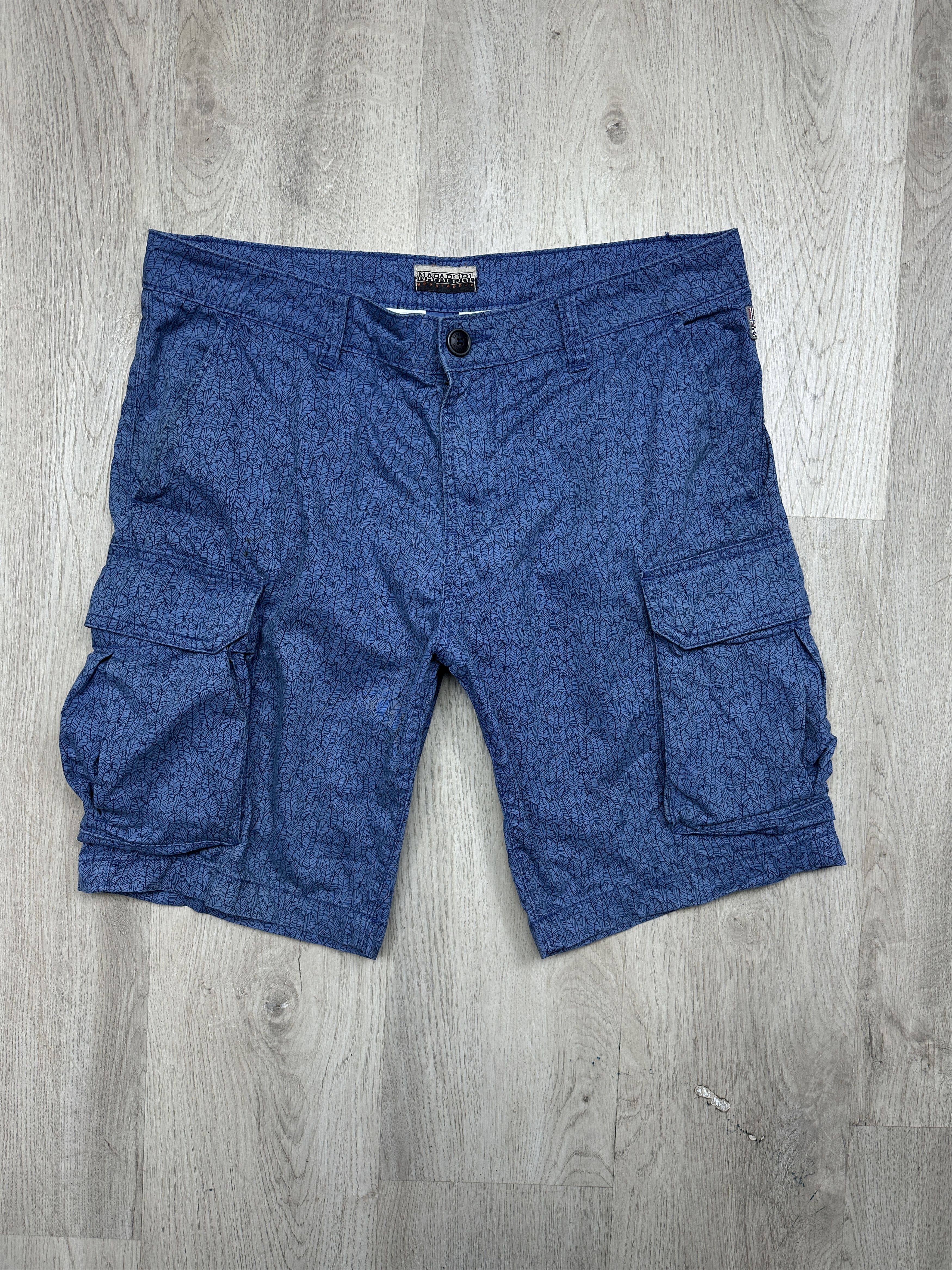 Napapijri Napapijri Mens Cargo Shorts Size US 33 - 1 Thumbnail