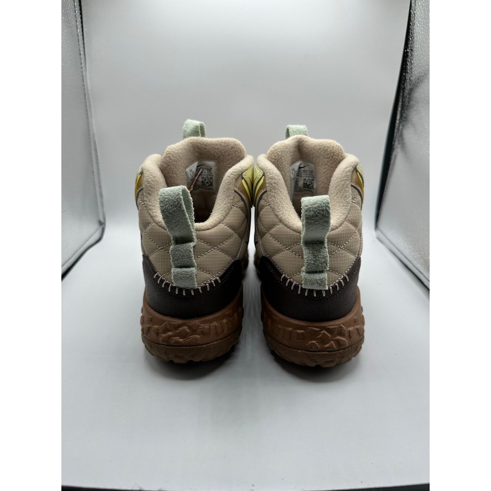 Nike Nike Terrascout GS “Light British Tan” size 3.5y/5 women’s Size US 5 / IT 35 - 4 Thumbnail