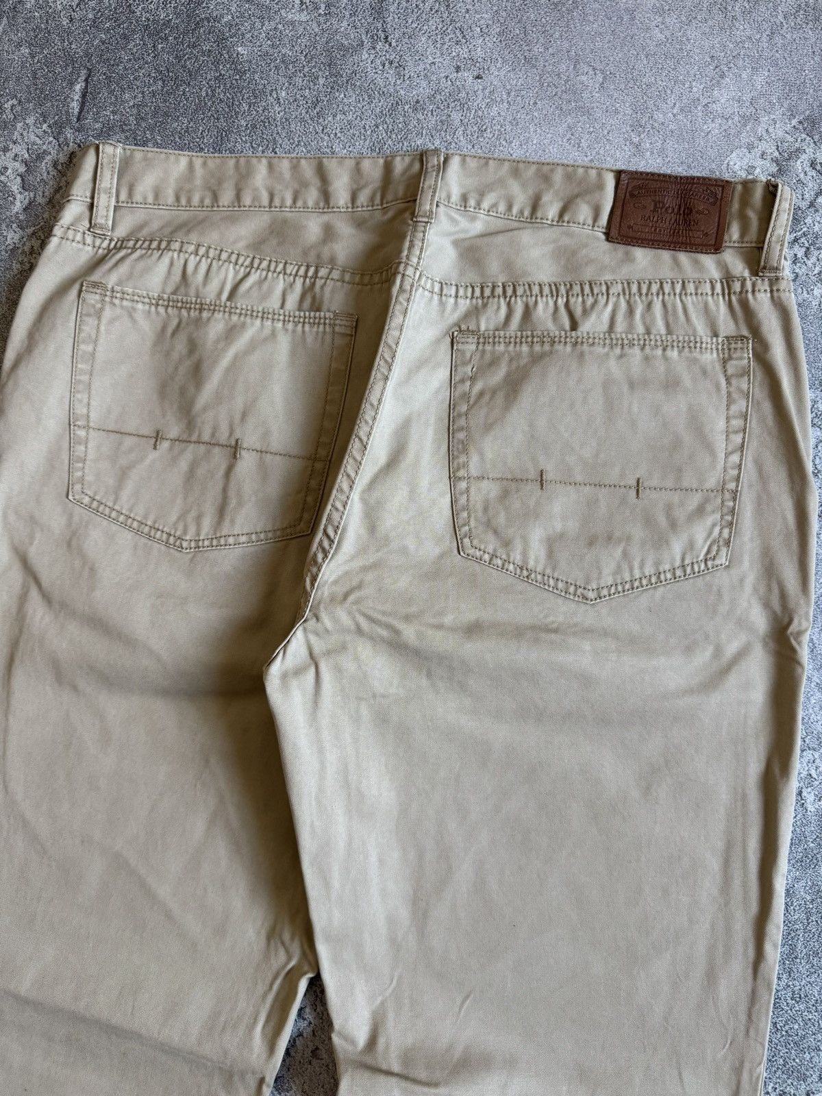 Polo Ralph Lauren Polo Ralph Lauren 36/32 casual chinos trousers pants luxury Size US 36 / EU 52 - 3 Thumbnail
