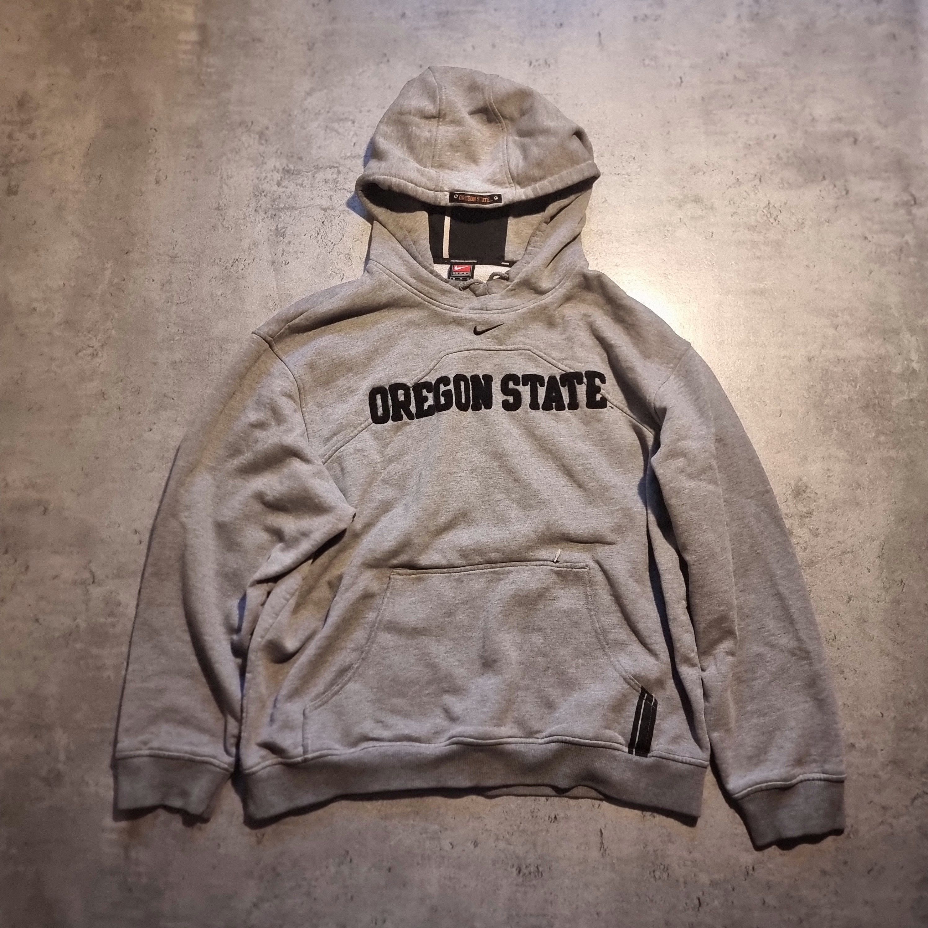 Nike Nike vintage center swoosh oregon state made in usa 90s Size US M / EU 48-50 / 2 - 7 Thumbnail