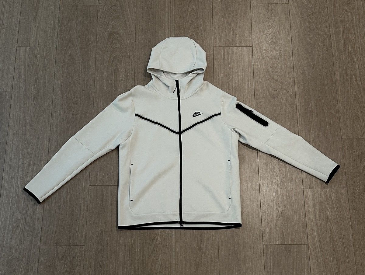 Nike Nike Tech Fleece Hoodie Light Bone/Black Size US L / EU 52-54 / 3 - 1 Thumbnail