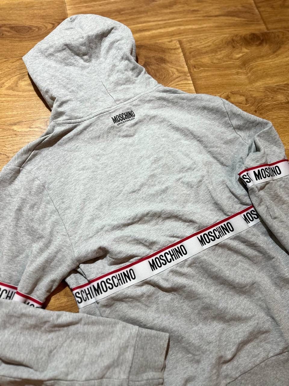 Moschino Hoodie Moschino Designer Classic Tape Logo Men’s M Size Grey Size US M / EU 48-50 / 2 - 4 Thumbnail