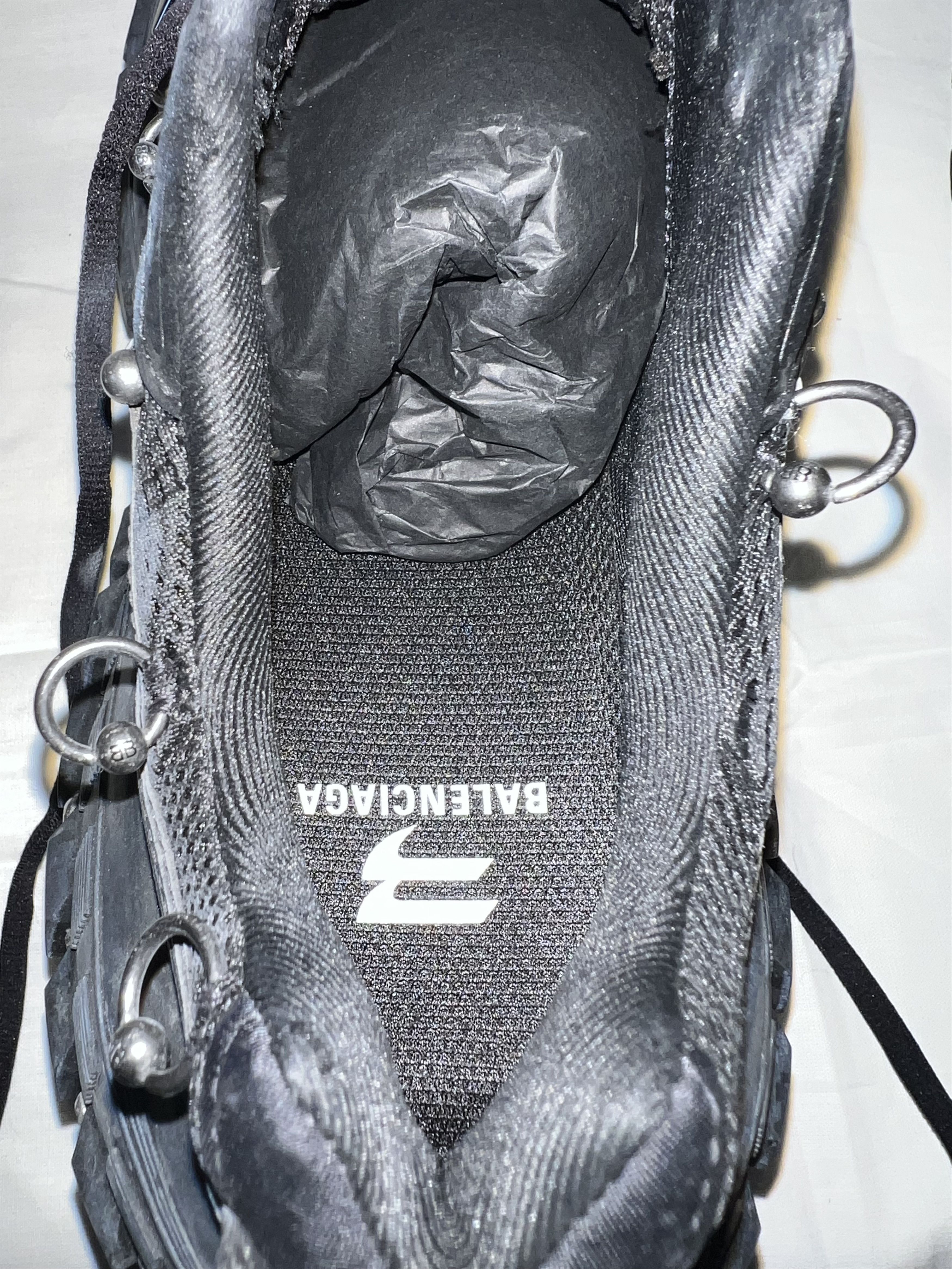 Balenciaga Balenciaga Sneakers Bouncer Piercing Size US 10 / EU 43 - 16 Thumbnail
