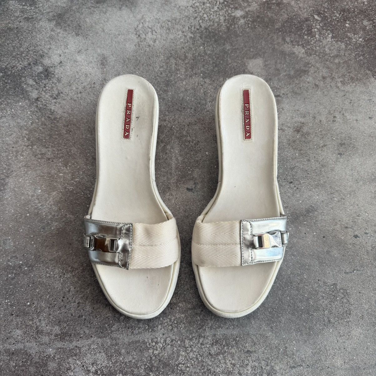 Prada Prada 2000’s Vintage Cute Platform Sandals Size US 7 / IT 37 - 2 Thumbnail