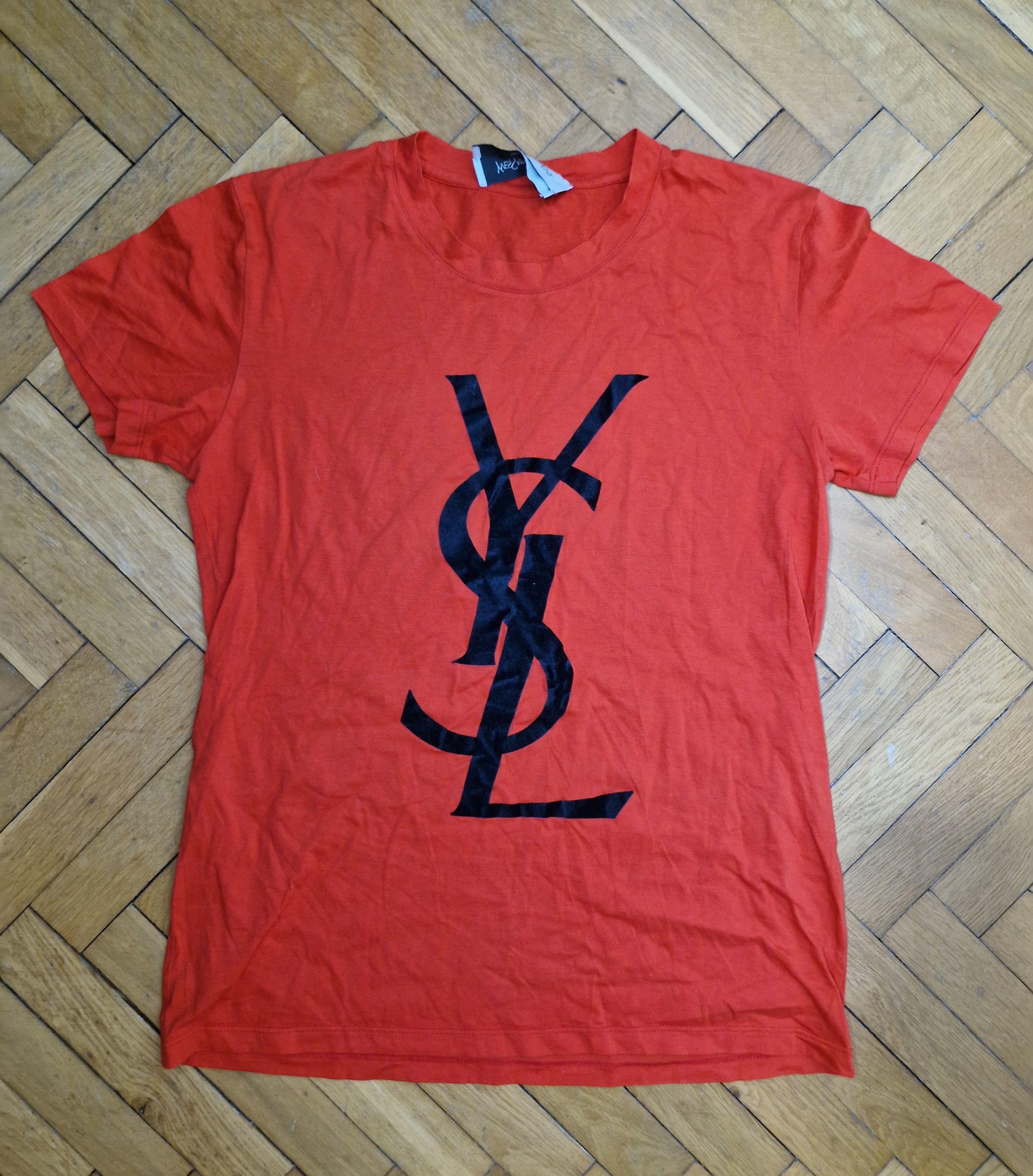 Yves Saint Laurent Yves Saint Laurent YSL OG logo tee Size M / US 6-8 / IT 42-44 - 1 Thumbnail