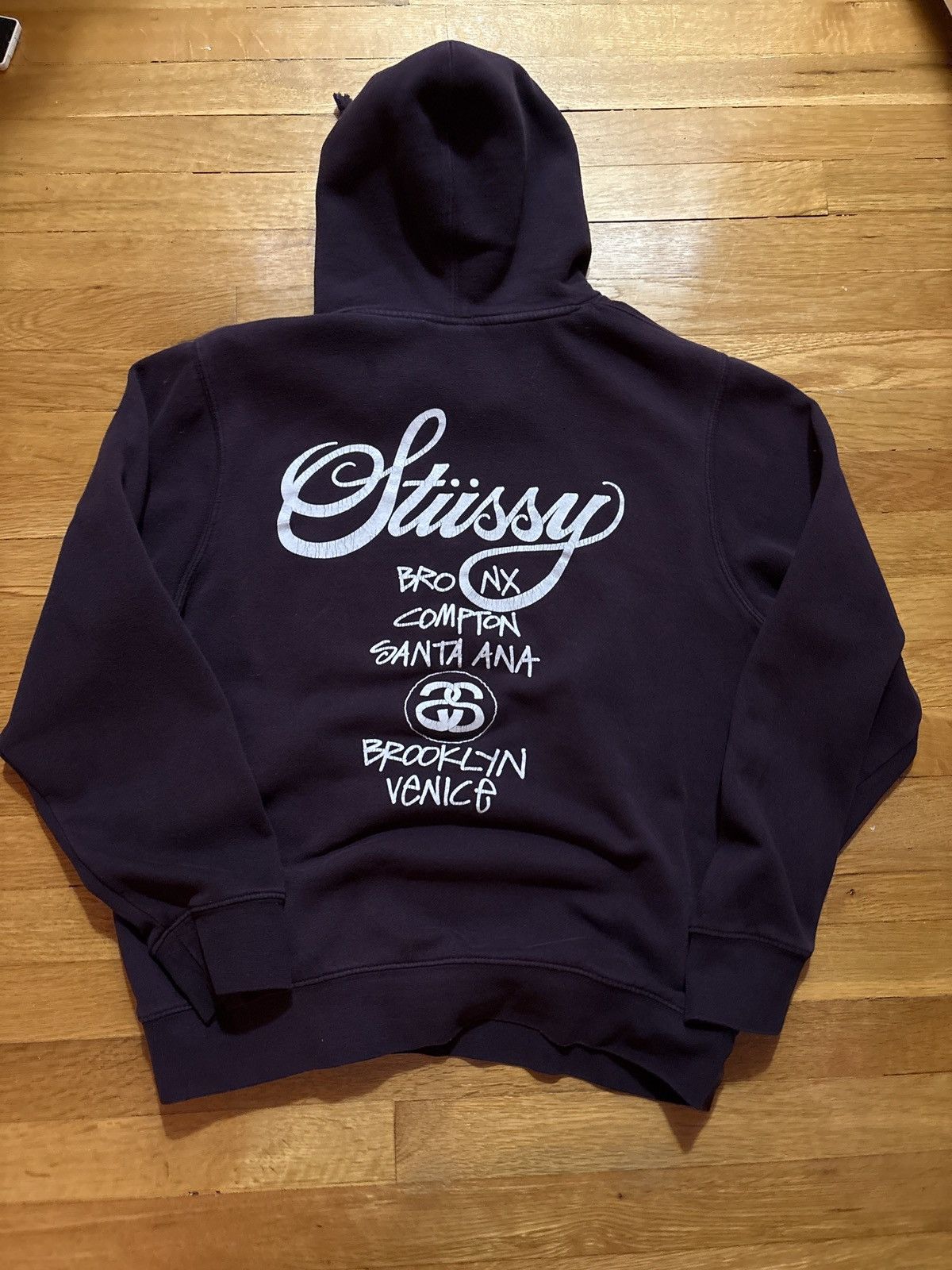 Japanese Brand Vintage 90’s Stussy Worldwide World Tour Distressed Hoodie Size US M / EU 48-50 / 2 - 3 Thumbnail