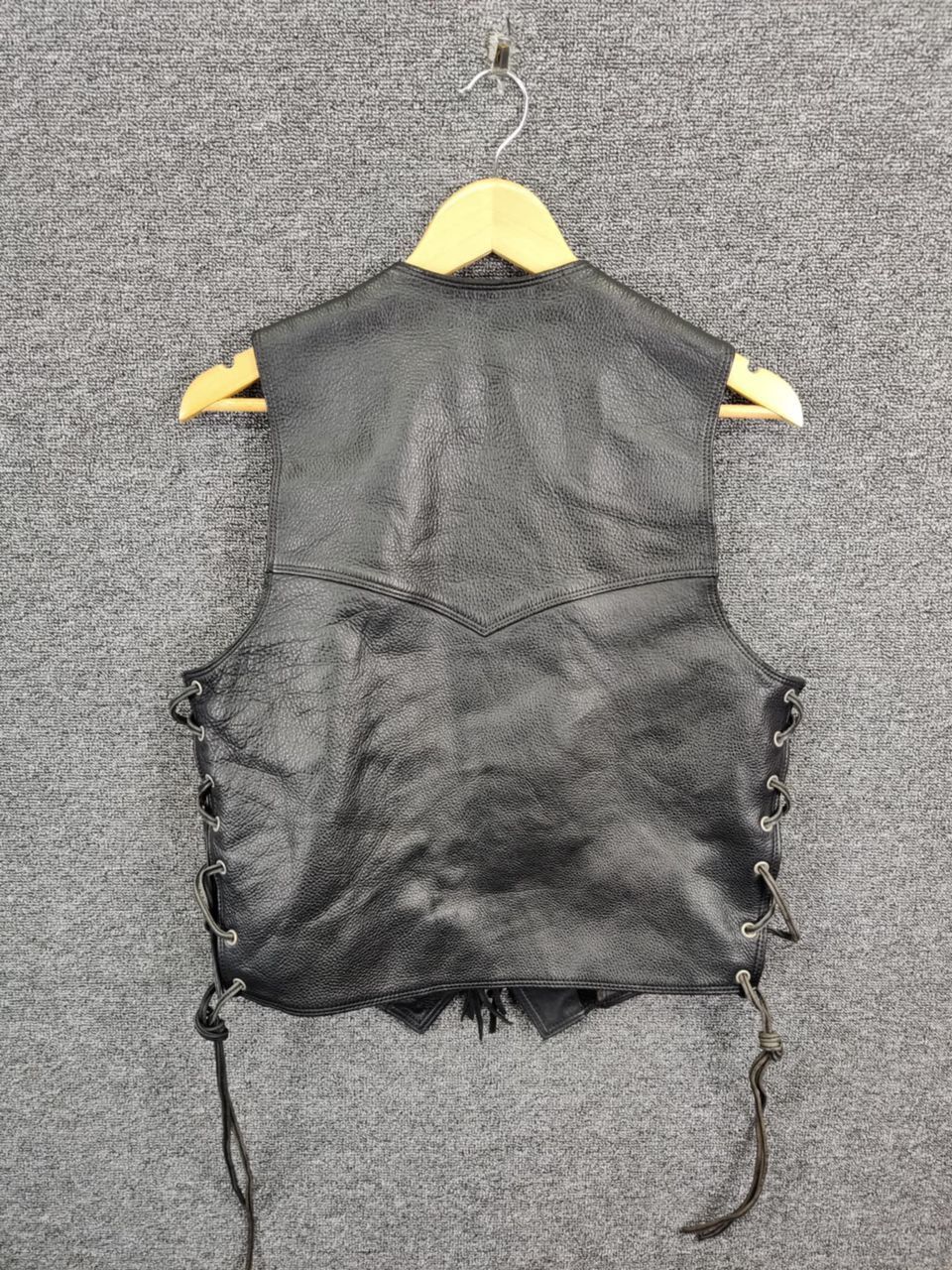 Genuine Leather Vintage Motorcycle Laced Black Leather Vest Size US M / EU 48-50 / 2 - 5 Thumbnail