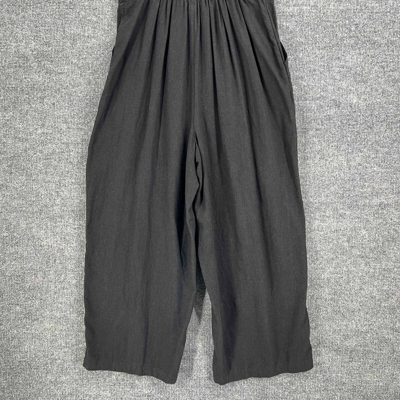 Old Navy Old Navy Jumpsuit Black Linen Blend Wide Leg Smocked Sz M Size 28" / US 6 / IT 42 - 7 Thumbnail