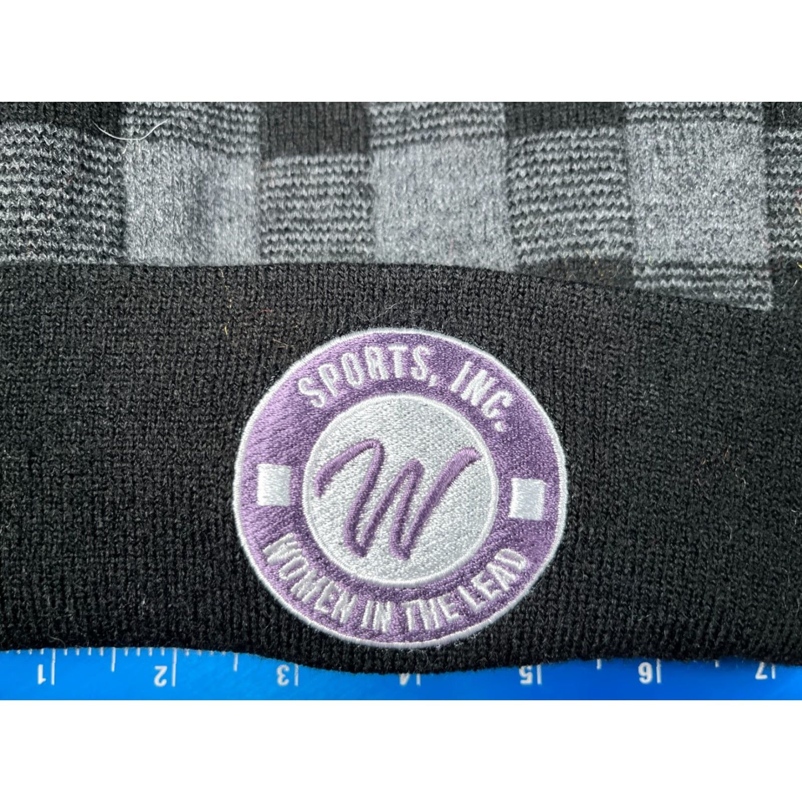 Vintage Capamerica Women Beanie Toque Knit Plaid Gray Acrylic Knit One Size Casual Outdoor Ski Lined Adjustable Lightweight Hat Womens Size ONE SIZE - 2 Thumbnail