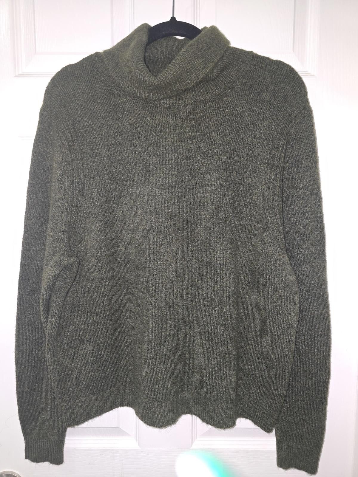 Other a new day Women's Olive Green Turtleneck Sweater Size L / US 10 / IT 46 - 1 Thumbnail