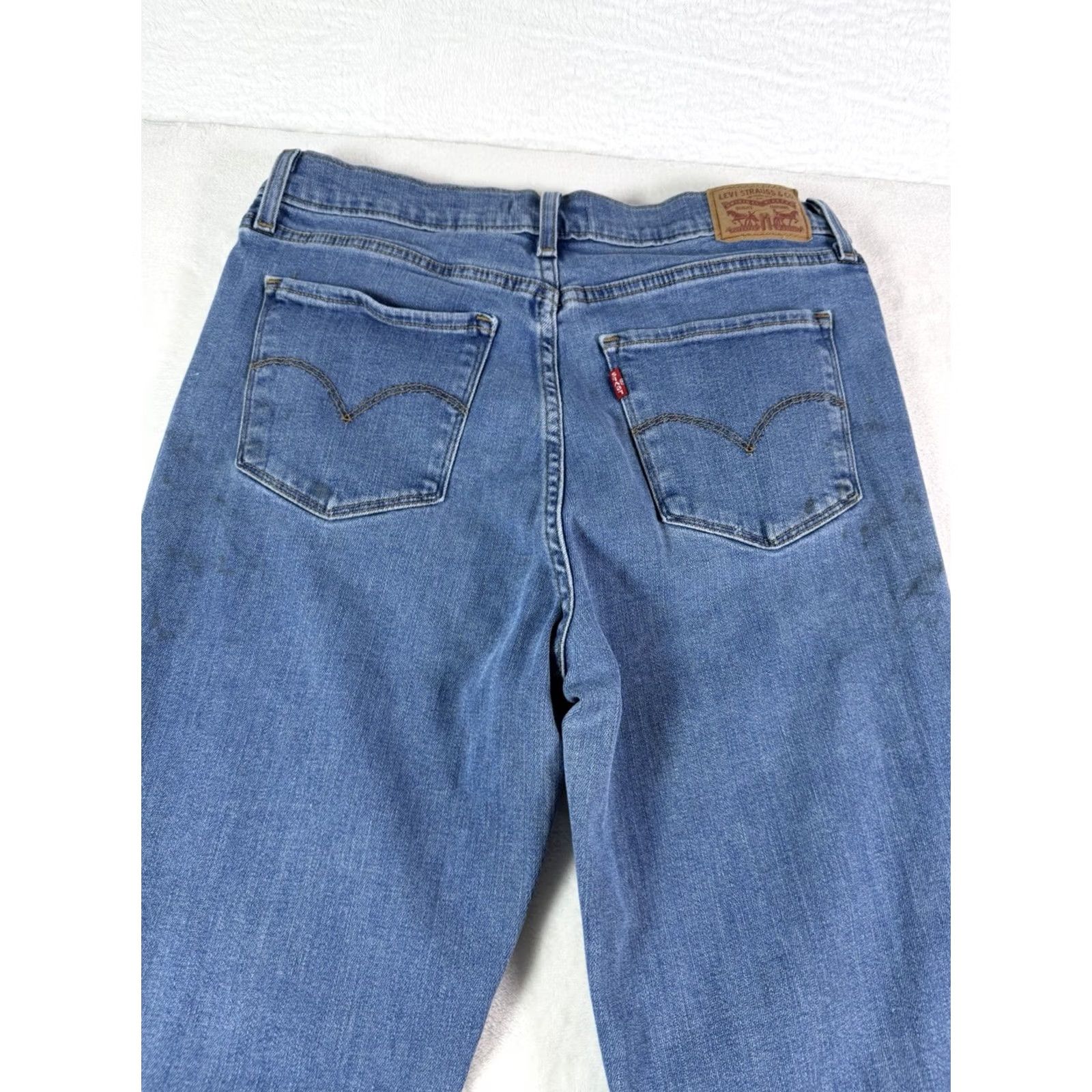 Levi's Levi's Jeans Women's Size 31 Blue Distressed High Rise 31x32 Straight 5-Pocket Denim Pants Vest? Size 24" / US 00 / IT 34 - 7 Thumbnail