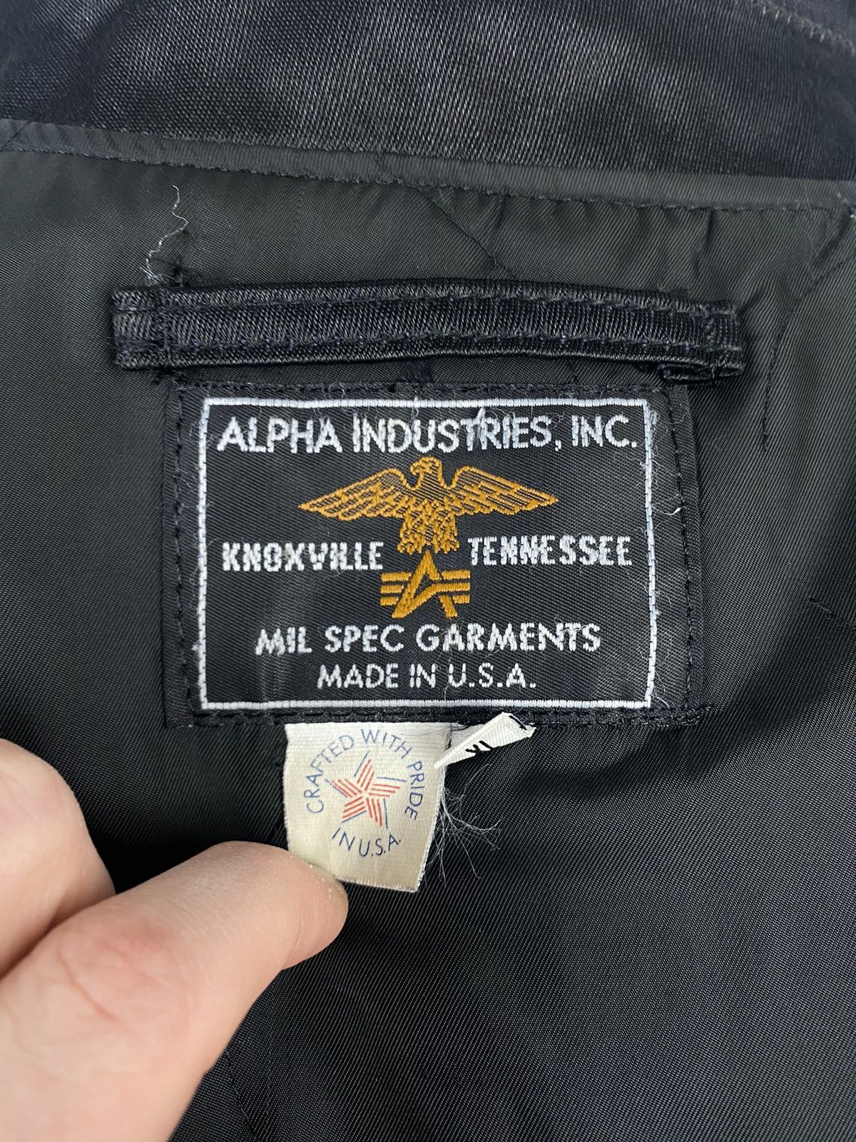 Alpha Industries × Vintage Men’s Vintage Alpha Industries Airborne Jacket Coat size XL Size US XL / EU 56 / 4 - 8 Thumbnail
