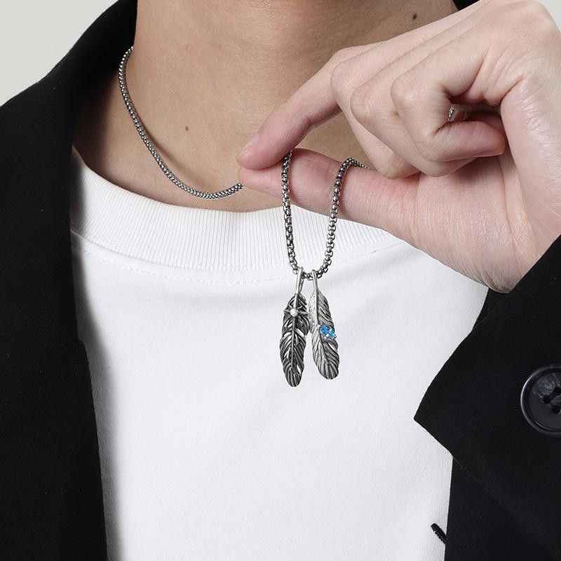 Other Feather Crazy STEAL! Y2K Chains Necklace Chain Size ONE SIZE - 1 Thumbnail