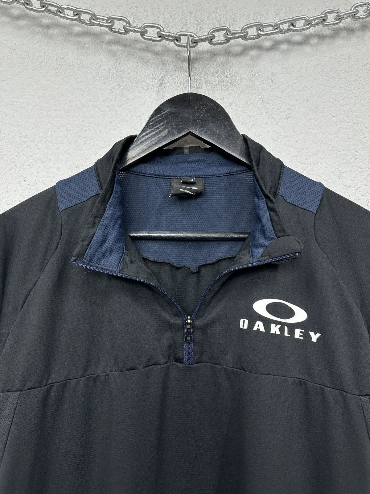 Oakley Vintage Oakley T-shirt Streetwear Y2k Japanese Diesel Japan Size US M / EU 48-50 / 2 - 5 Thumbnail