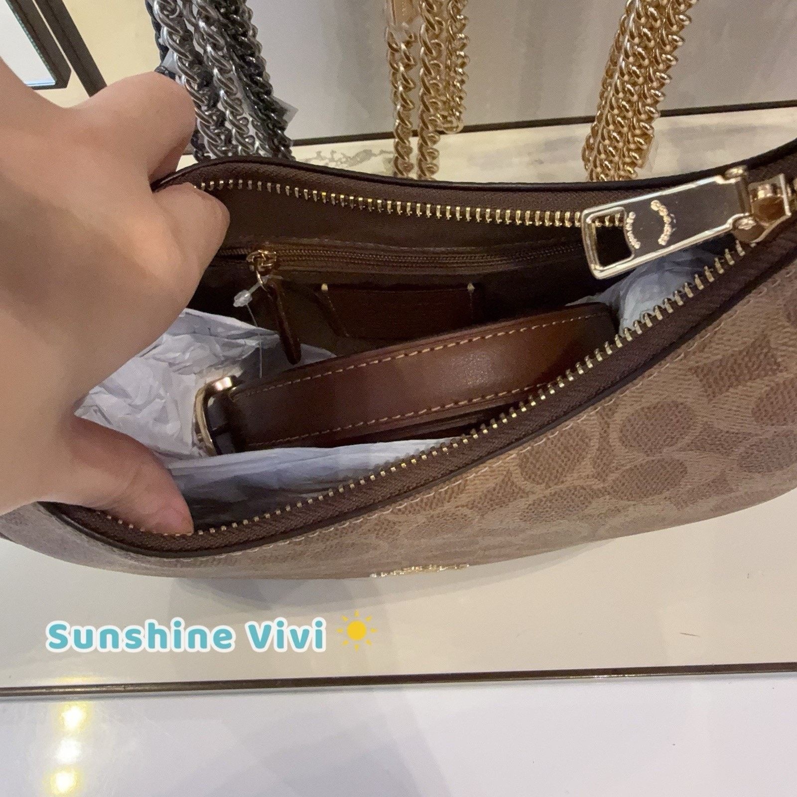 Coach NWT Coach Emily Shoulder Bag signature CDX17 Gold/Tan/Brown Size ONE SIZE - 5 Thumbnail