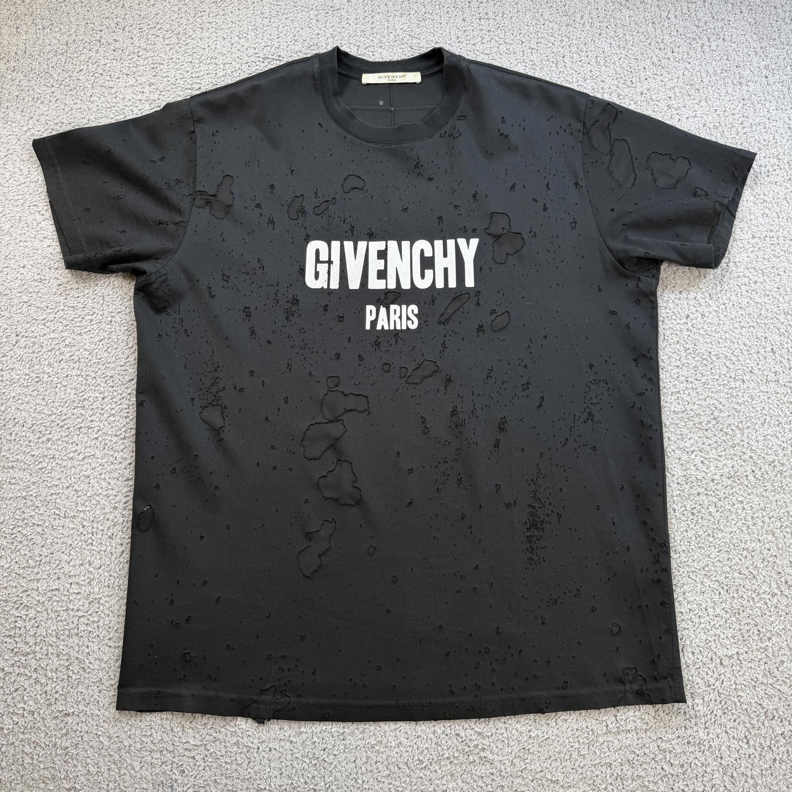 Givenchy Givenchy Paris Distressed Logo T Shirt Black Oversized S Size US S / EU 44-46 / 1 - 1 Thumbnail