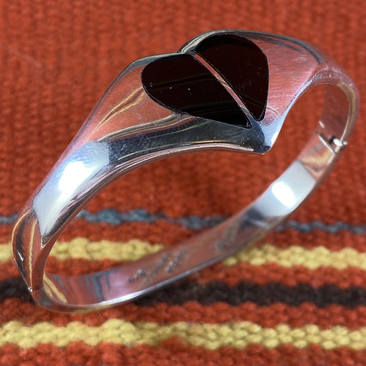 Vintage Vtg 70s Taxco Sterling Silver Onyx Chunky Heart Cuff Grunge Size ONE SIZE - 1 Thumbnail