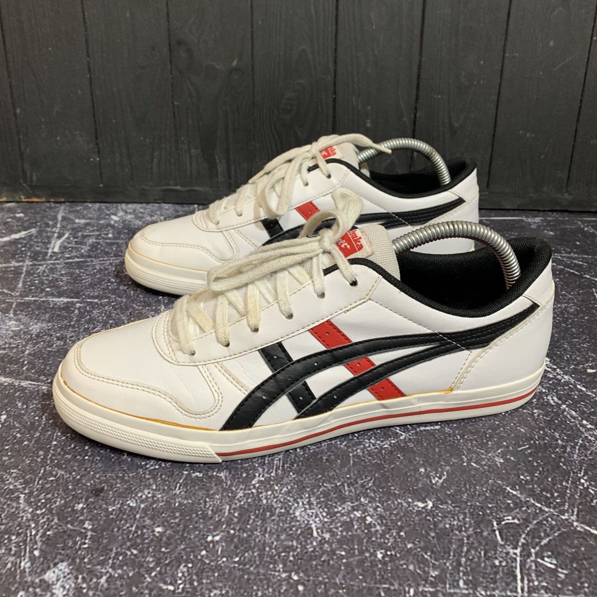 Asics × Vintage Asics Onitsuka Tiger Vintage Men’s Leather Size 41.5 EU 8 US Size US 8 / EU 41 - 3 Thumbnail