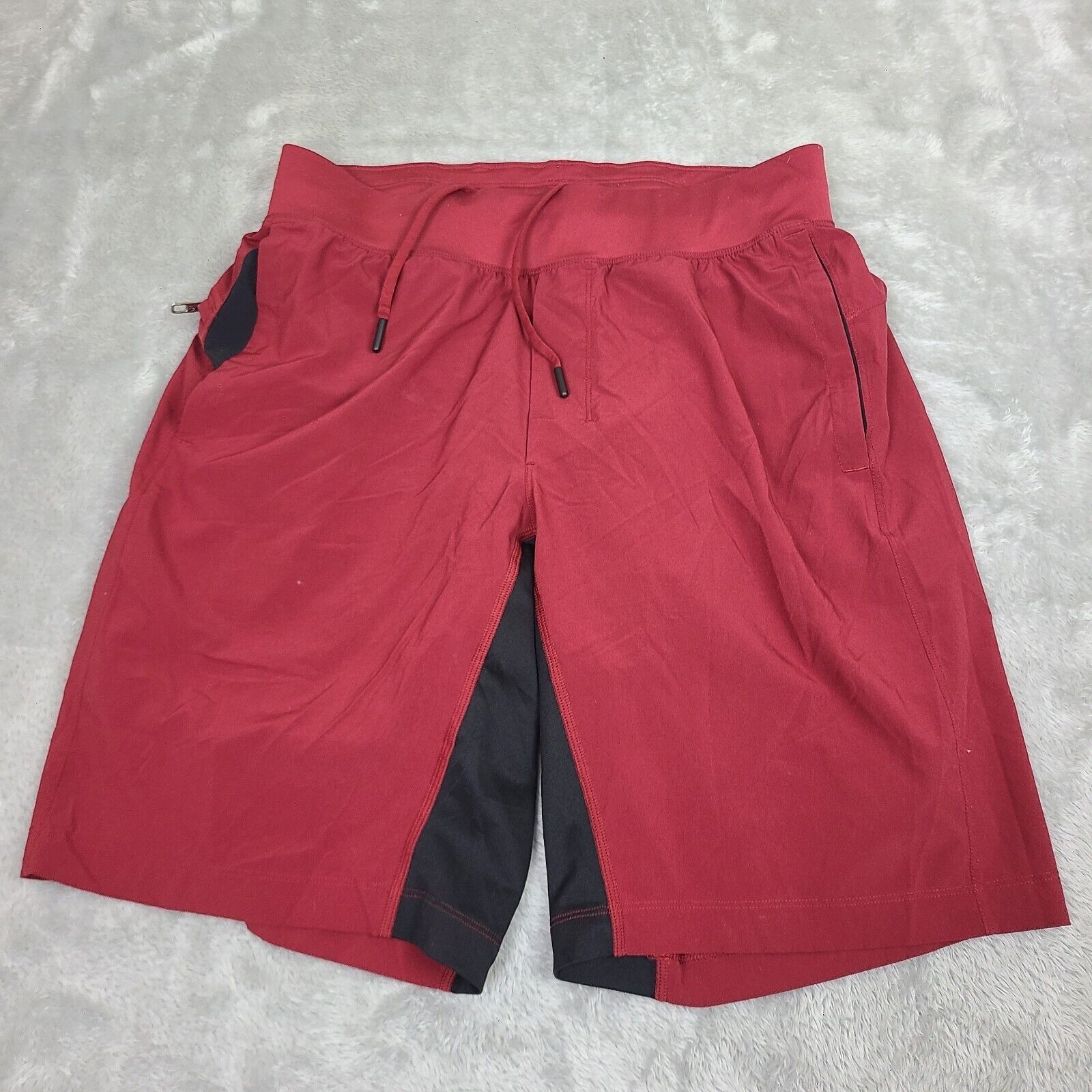 Lululemon Lululemon Men's Red T.H.E. ShortsLined Size Medium Dark Spor Size US 34 / EU 50 - 1 Thumbnail