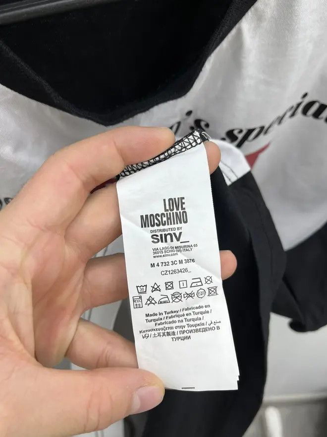 Moschino Love Moschino Carrot Printed Cotton Tee Size US XL / EU 56 / 4 - 6 Thumbnail