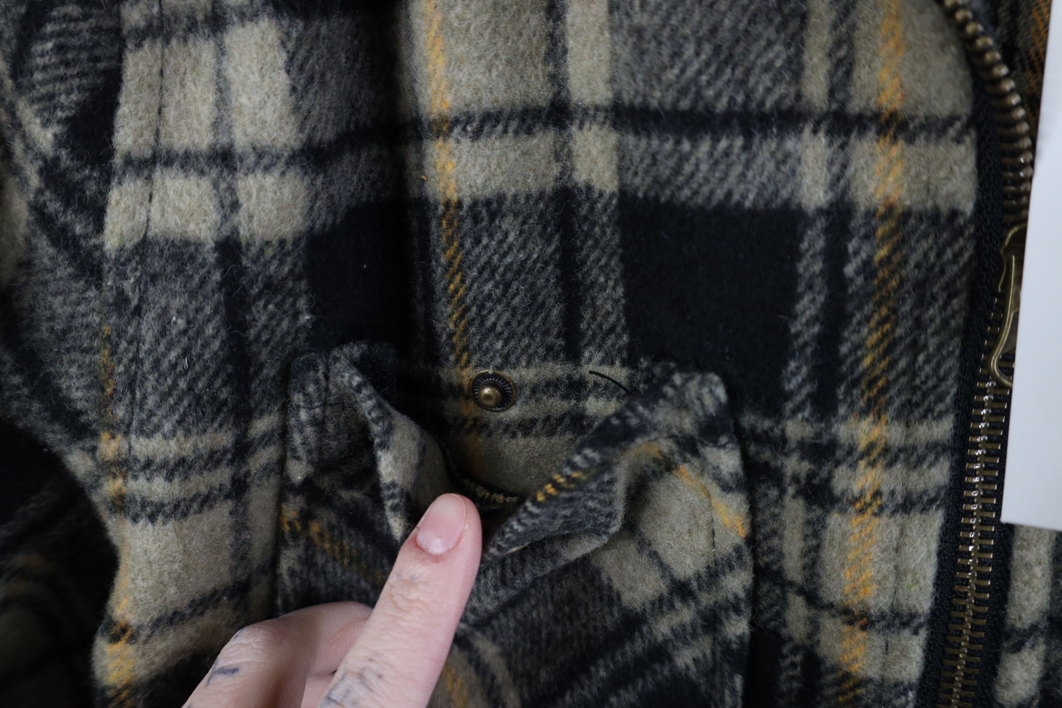 Vintage New WESC We Are the Superlative Conspiracy Shirt Jacket Jac Size US S / EU 44-46 / 1 - 7 Thumbnail