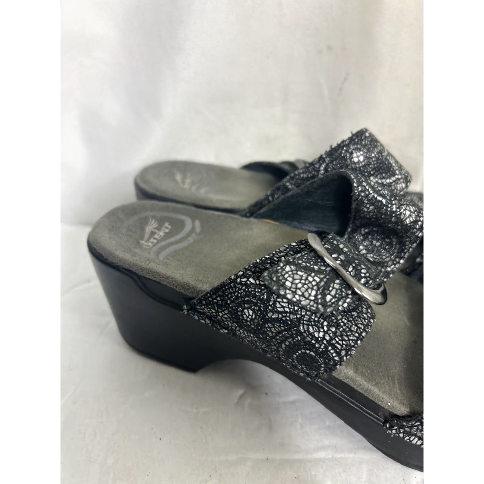 Dansko VINTAGE Dansko Womens Slide Double Strap Clog Sandals Black Gray Print Leather Size 37 Size US 7 / IT 37 - 3 Thumbnail