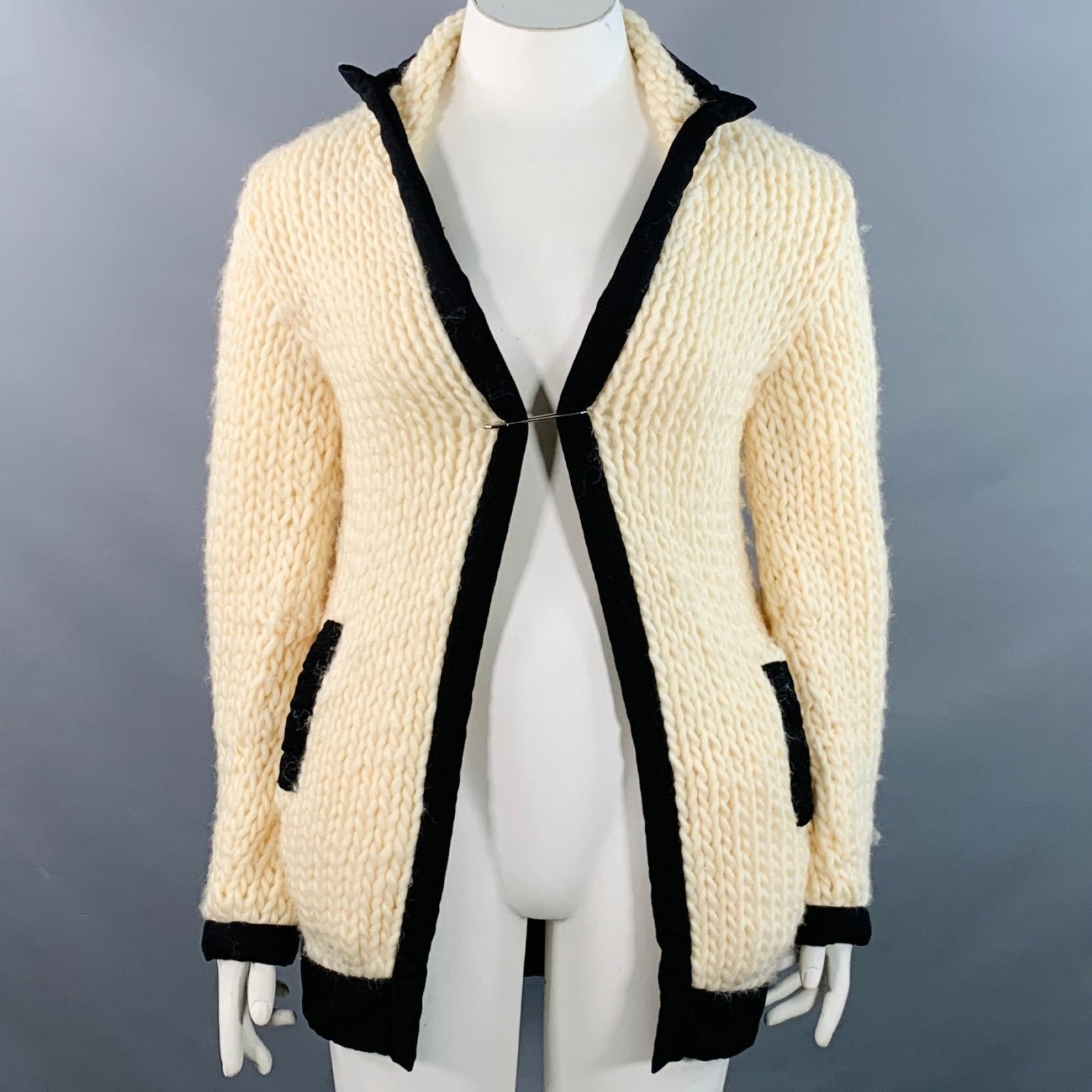 Yohji Yamamoto YOHJI YAMAMOTO L Cream Black Wool Contrast Trim Cardigan Size L / US 10 / IT 46 - 1 Thumbnail
