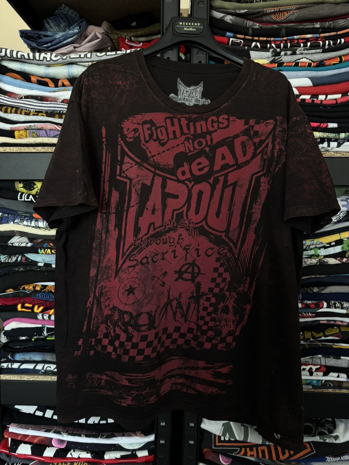 Tapout × Vintage Tapout blood big logo tee awesome Avant Garde style Size US L / EU 52-54 / 3 - 2 Thumbnail