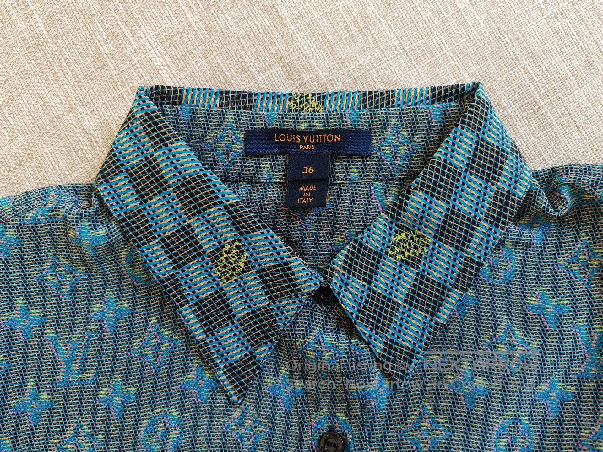 Louis Vuitton Louis Vuitton Women's Monogram Silk Shirt. Size XS / US 0-2 / IT 36-38 - 2 Thumbnail