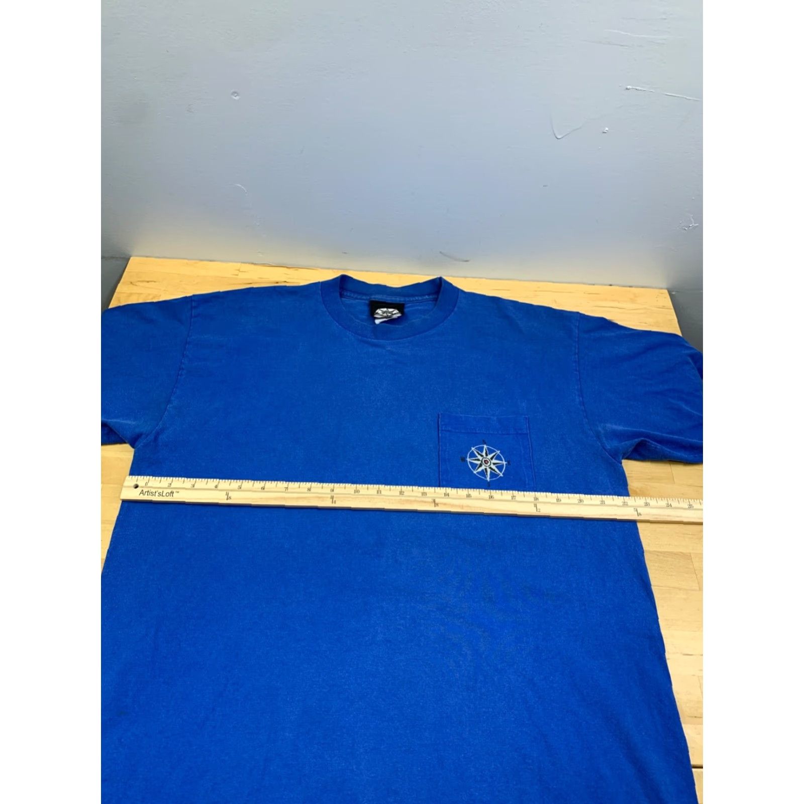 Marlboro VINTAGE Marlboro Shirt Men's L Blue Short Sleeve Pocket 90s Ski Graphic Print T-Shirt Size US L / EU 52-54 / 3 - 6 Thumbnail