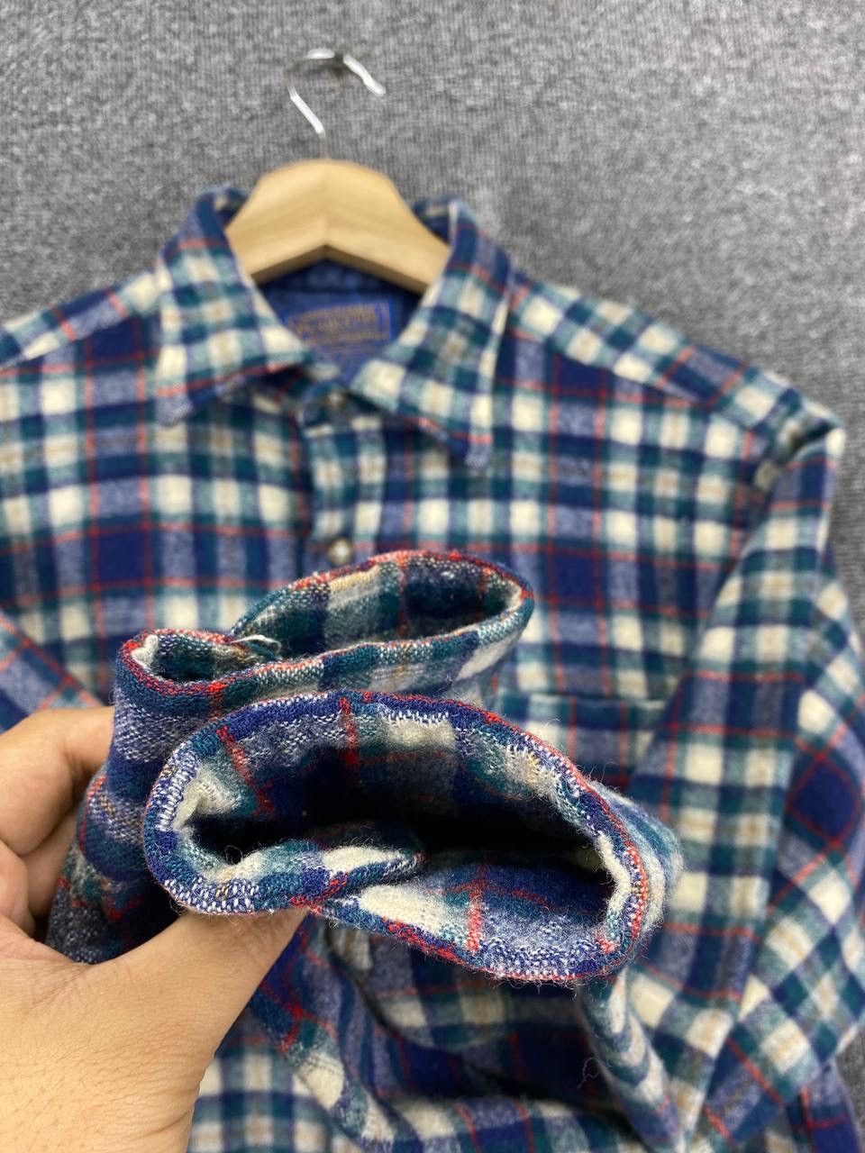 Pendleton Vintage Pendleton Wool Flannel Shadow Plaid Shirts Button Up Size M / US 6-8 / IT 42-44 - 9 Thumbnail