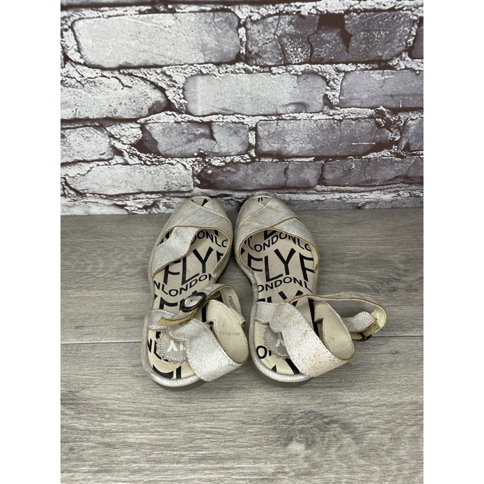Fly London FLY London Pero Silver Metallic Crackled Peep Toe Wedge Sand Size US 9.5 / IT 39.5 - 5 Thumbnail