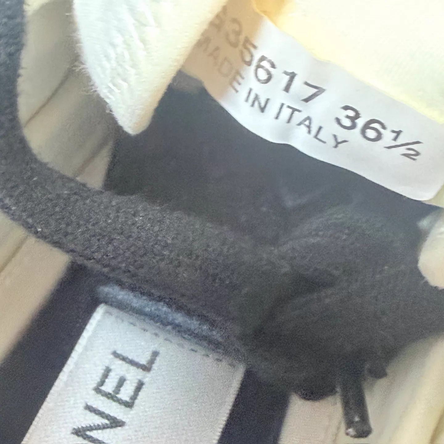 Chanel CHANEL Black White Panda CC Gold Logo Sneakers 36.5 Size US 6 / IT 36 - 7 Thumbnail