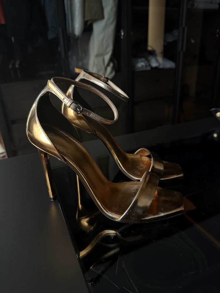 Saint Laurent Paris Saint Laurent Gold Heels Size US 6 / IT 36 - 1 Thumbnail