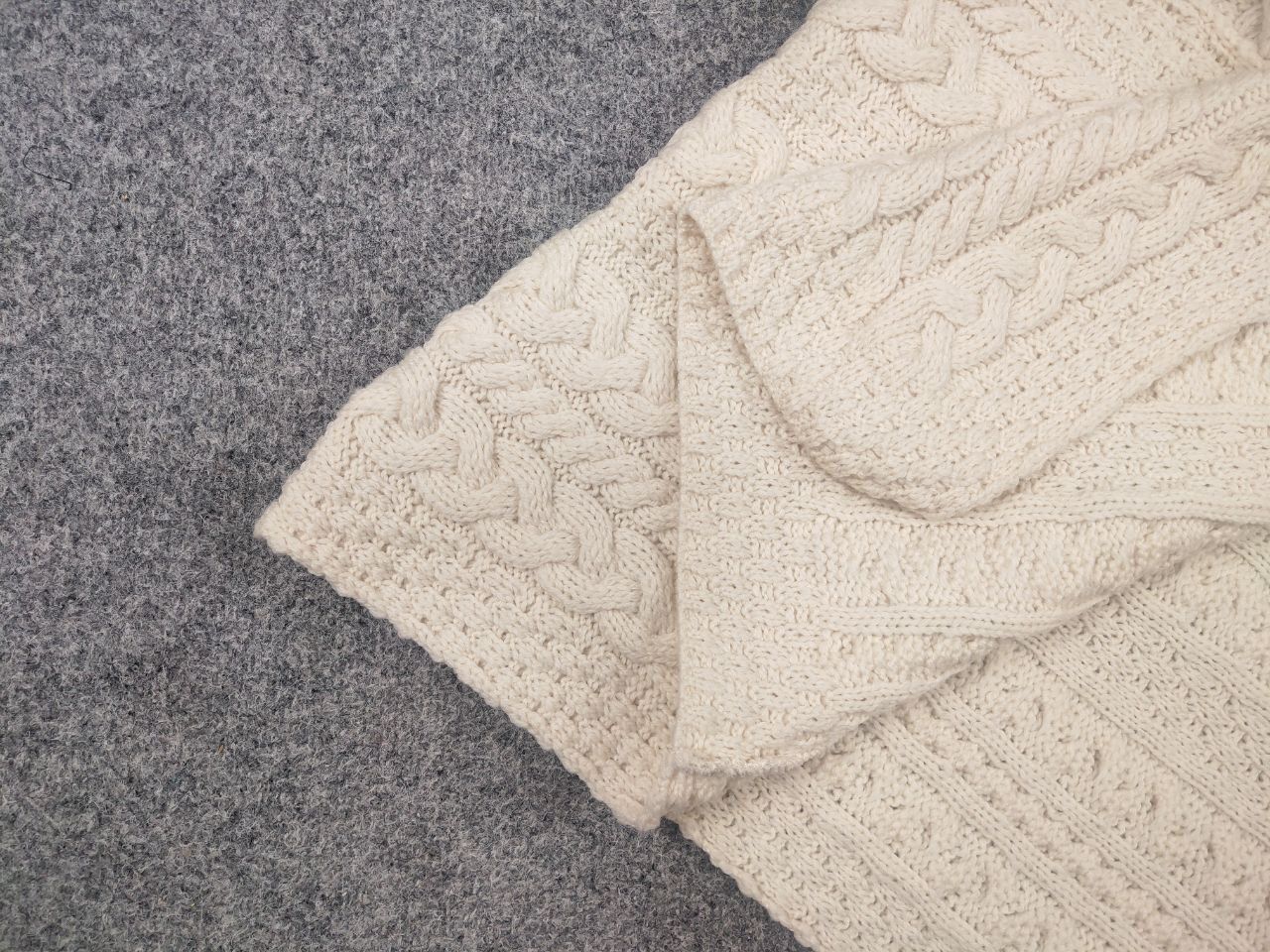 Aran Sweater Market Aran Sweater Market Irish Wool Cable Knit Poncho Vintage Size ONE SIZE - 8 Thumbnail
