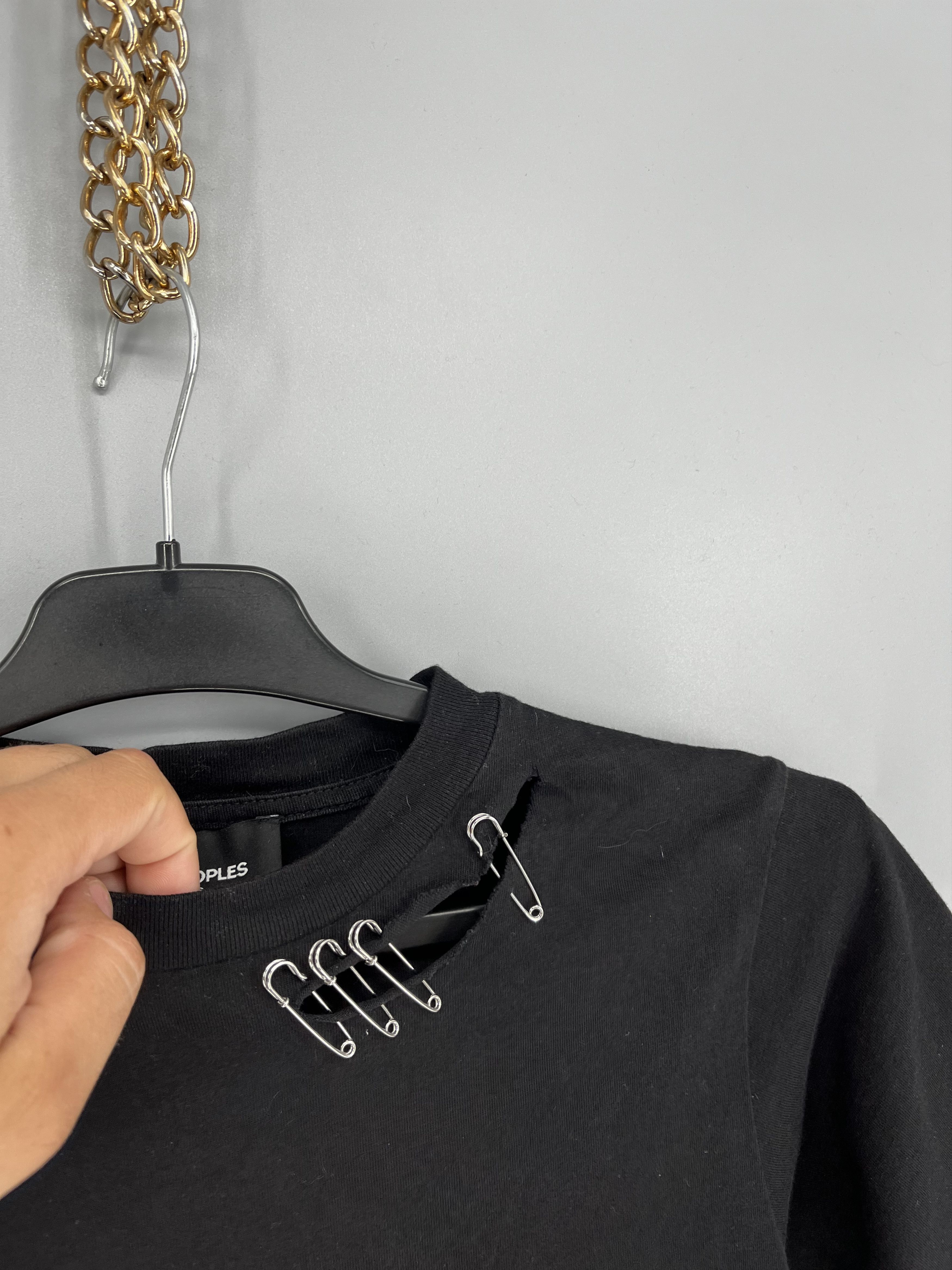 Vintage The Kooples Shirt Woman's Small Black Cotton Crew Neck Short Size S / US 4 / IT 40 - 4 Thumbnail