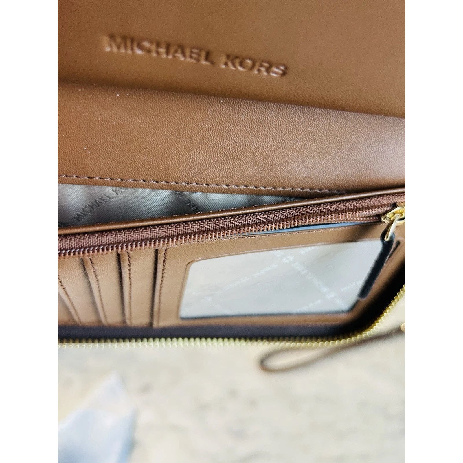 Michael Kors NEW Michael Kors Brown Jet Set Travel Wallet Large Wristlet Size ONE SIZE - 16 Thumbnail