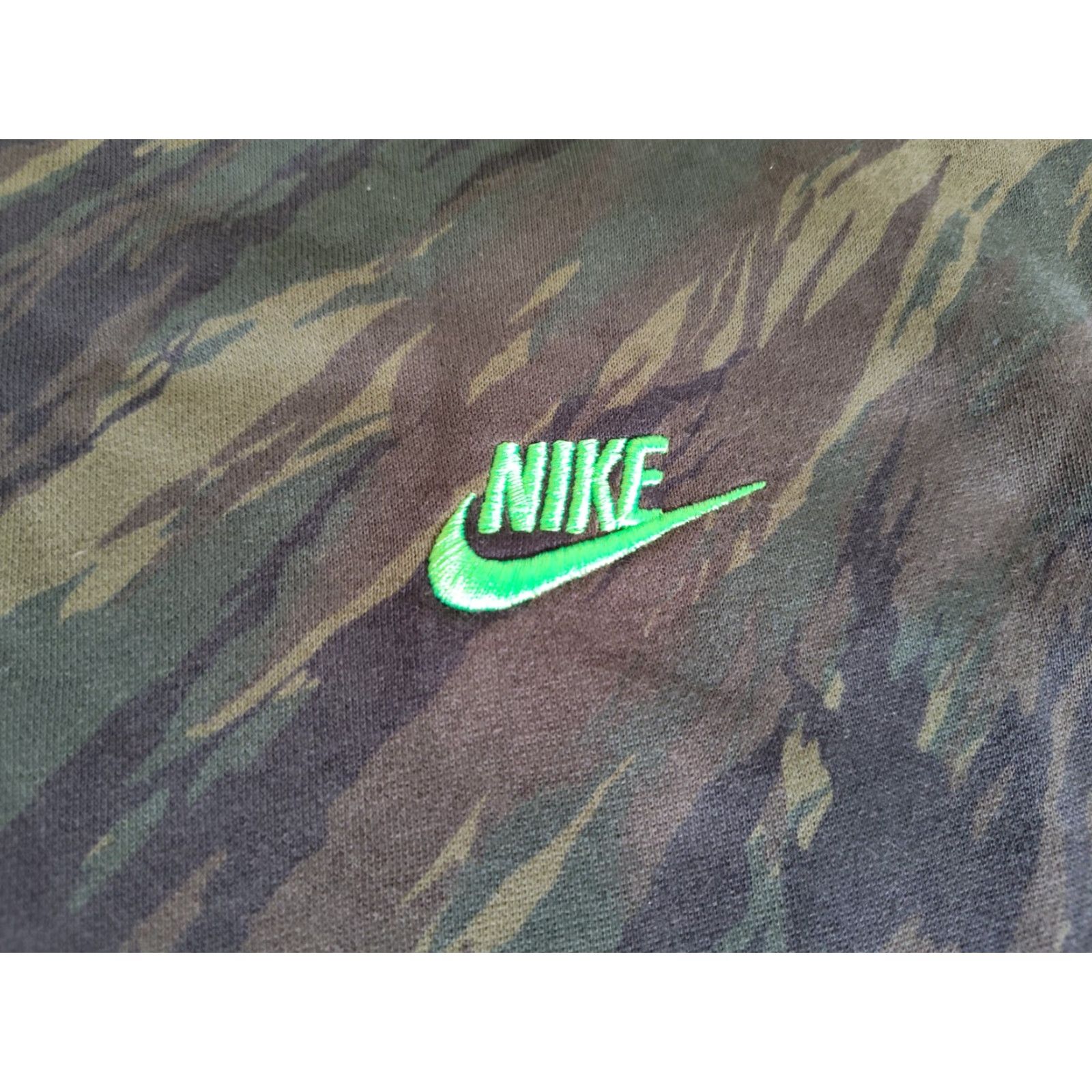 Nike Nike Sportswear Club Hoodie Mens Sz S Camo Green Sweatshirt Pullover DD5126-326 Size US S / EU 44-46 / 1 - 5 Thumbnail