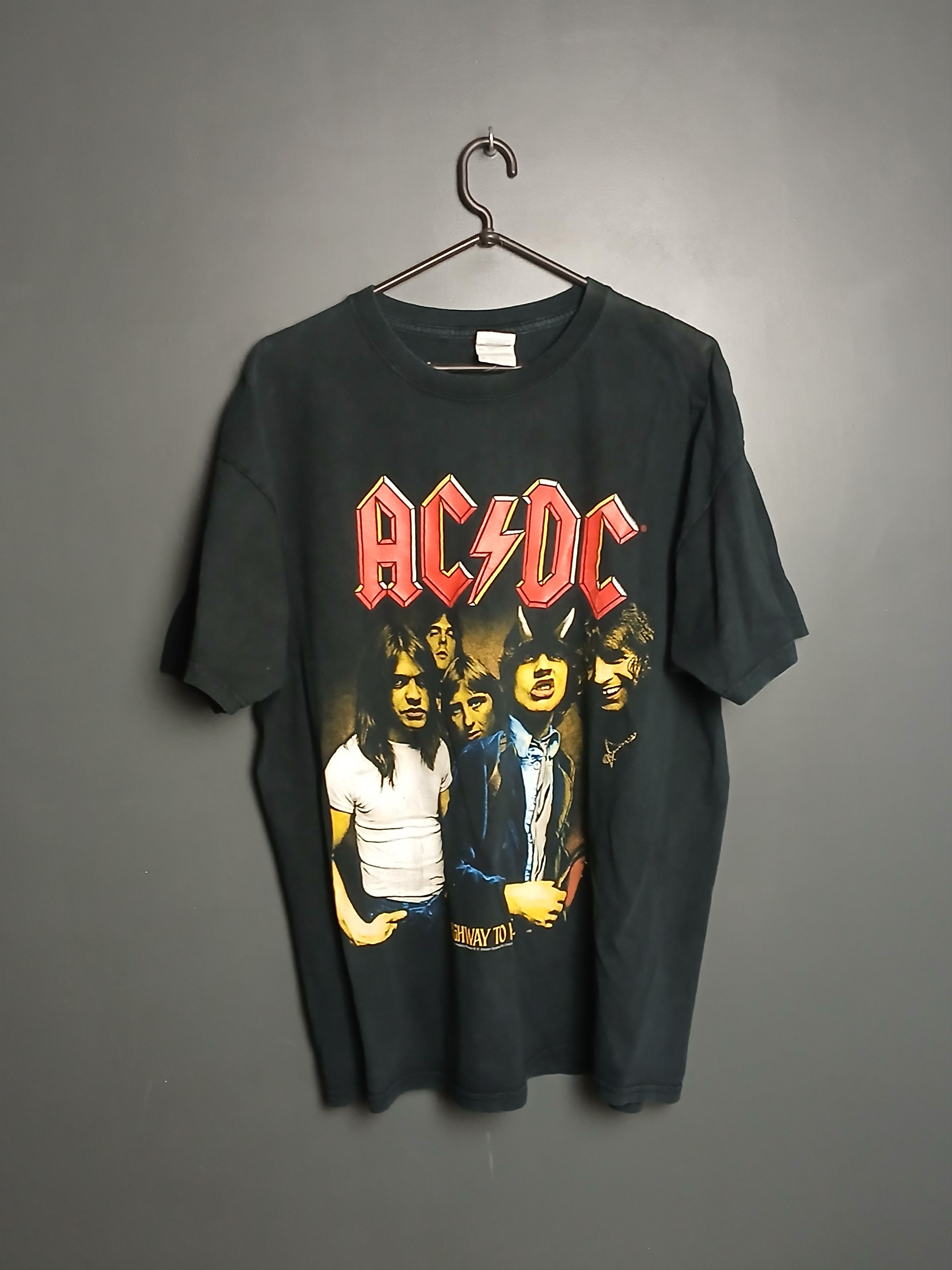 AC/DC × Band Tees 2010 AC/DC Highway To Hell T-Shirt Size US XL / EU 56 / 4 - 1 Thumbnail