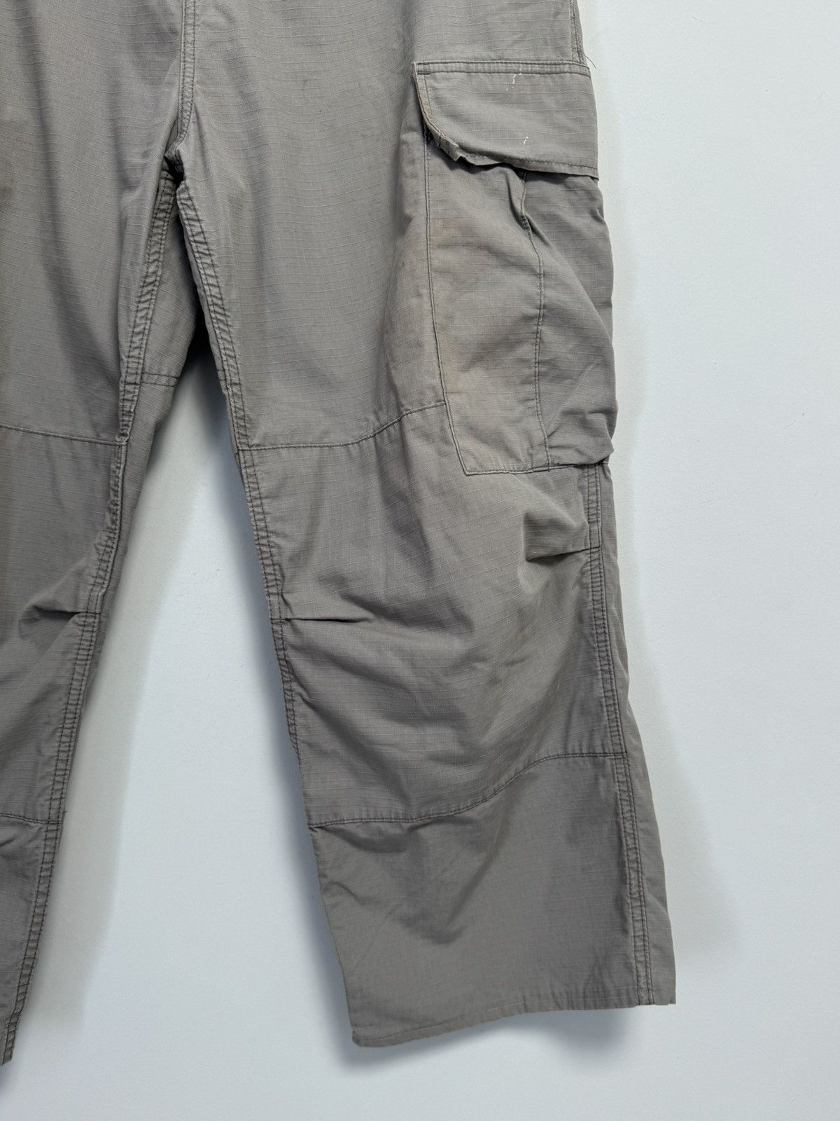 Carhartt × Vintage Carhartt Vintage Y2K style cargo pants 36x34 Size US 36 / EU 52 - 13 Thumbnail