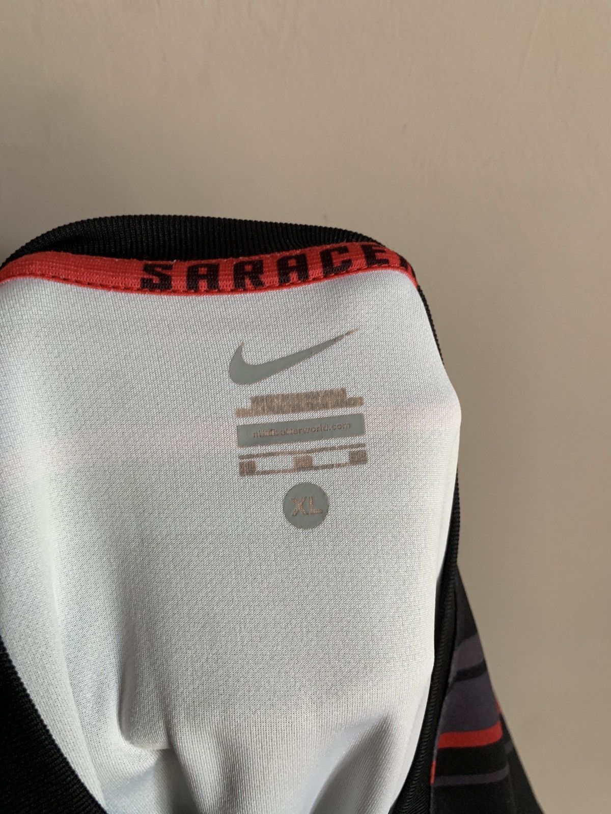 Nike Saracens 2014 Away Rugby Union Shirt Nike Jersey Size XL Size US XL / EU 56 / 4 - 8 Thumbnail