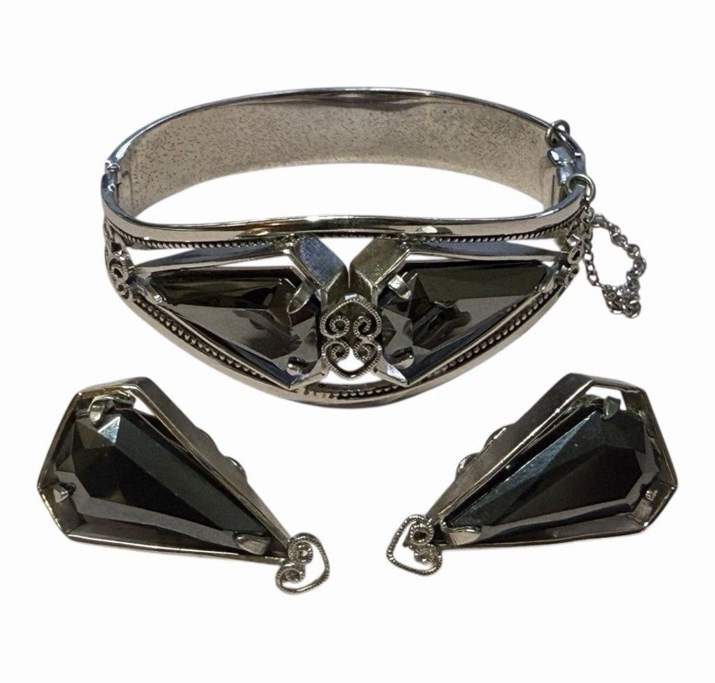 Vintage VTG 50s Whiting & Davis Silver Tone Hematite Bangle Bracelet Size ONE SIZE - 1 Thumbnail
